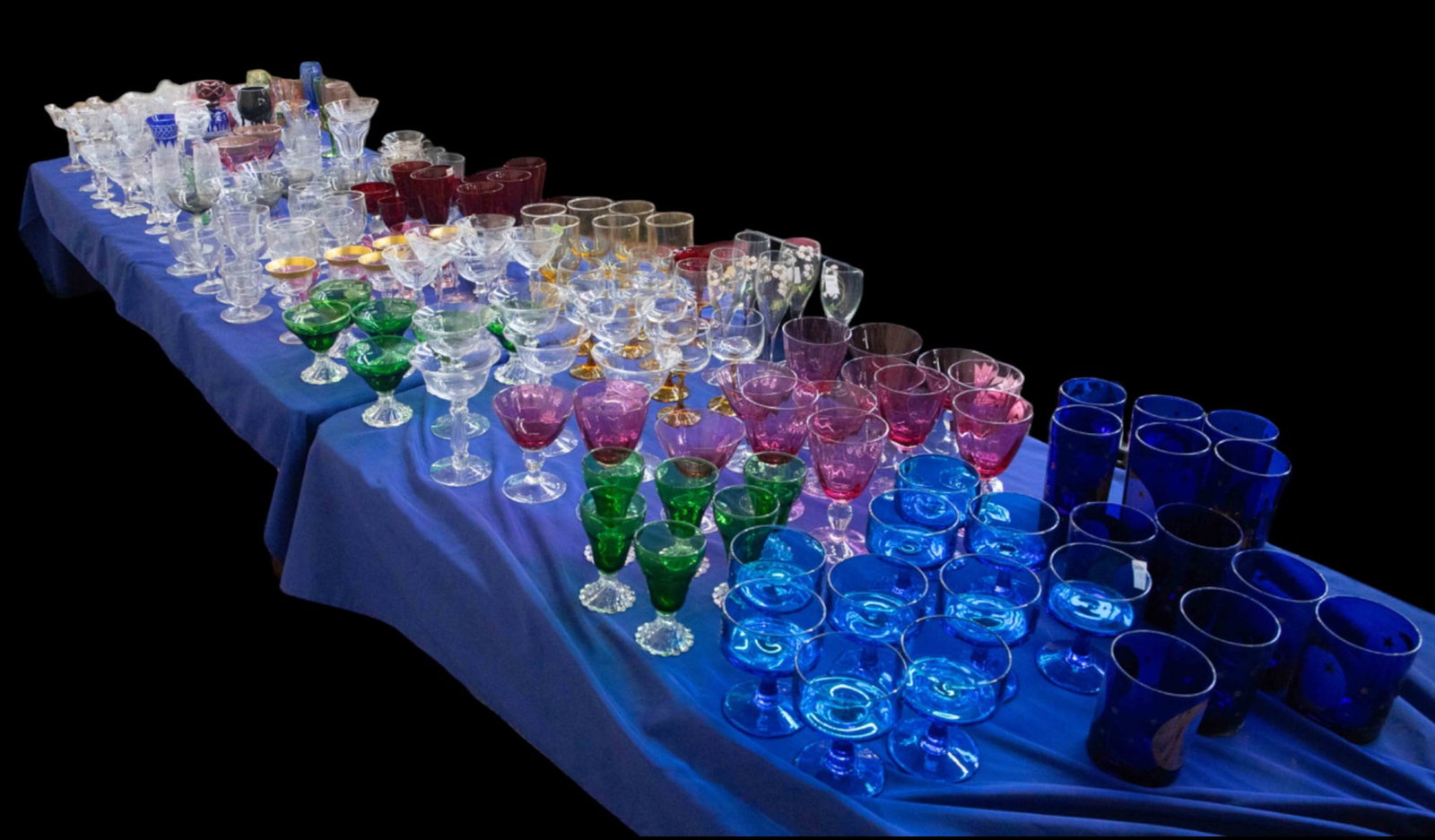 Huge Lot of Assorted Glasses & Goblets. (1 of 6)