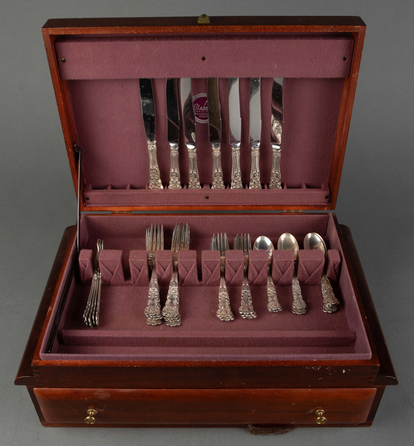 Gorham Buttercup Sterling Silverware - 37 Pieces. (1 of 9)