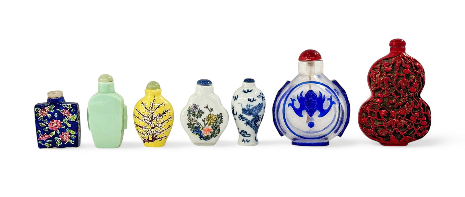 Lot of 7 Chinese Snuff Bottles. (1 of 4)
