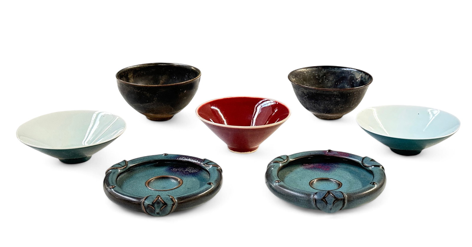 Lot of 7 Chinese Pottery & Porcelain Items. (1 of 3)