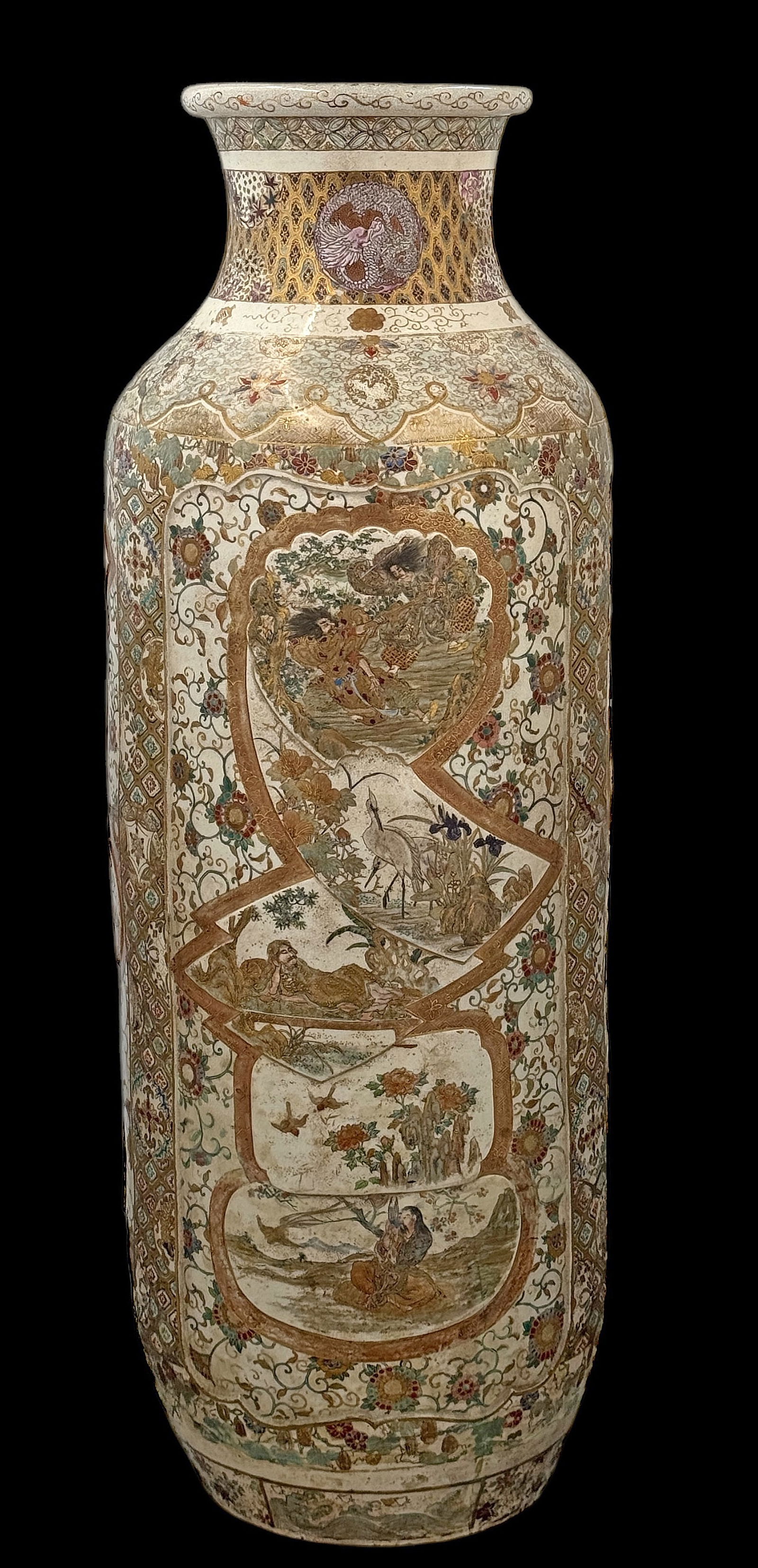 Very Large Satsuma Vase. (1 of 18)