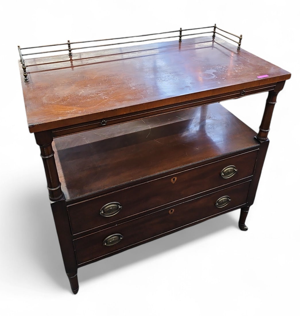 Kittinger Mahogany Bar or Server. (1 of 5)
