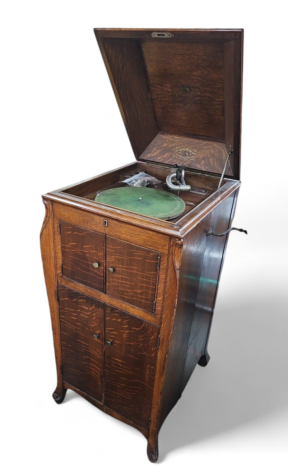 Antique Victrola "Talking Machine" Phonograph. (1 of 2)