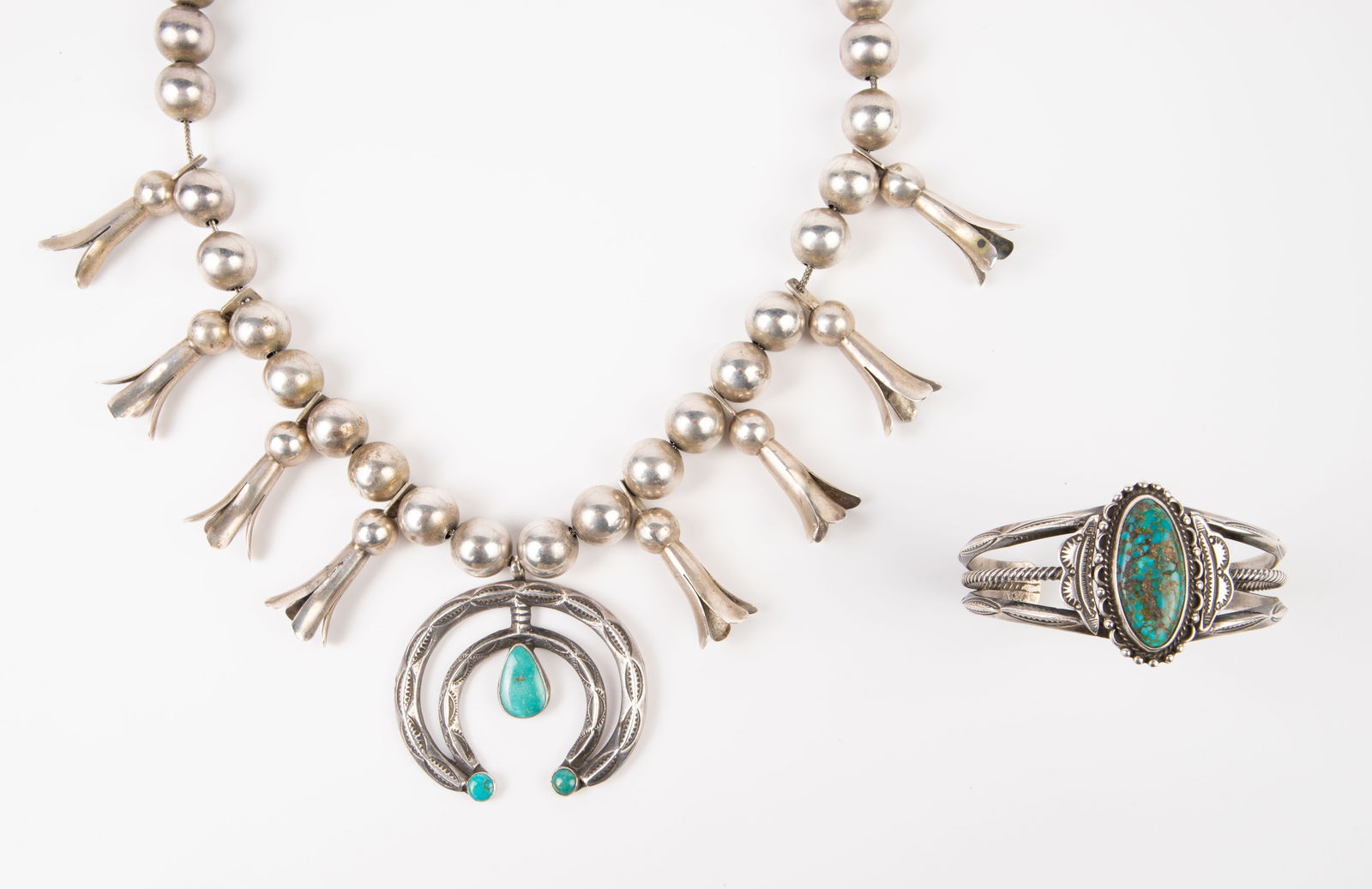 Navajo 925 Bracelet & Squash Blossom Necklace. (1 of 6)