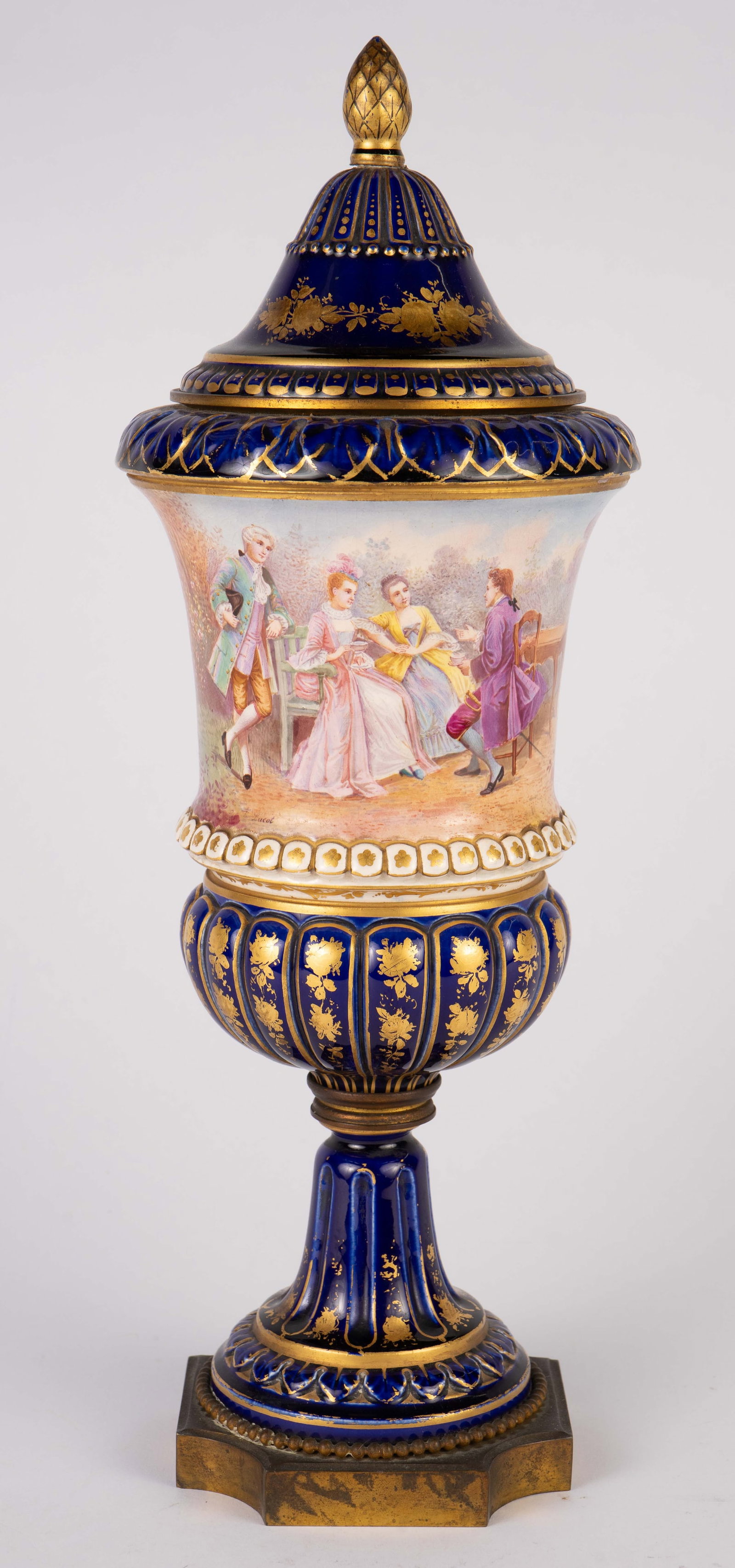 French Sevres Style Porcelain Hand Painted Urn. (1 of 8)
