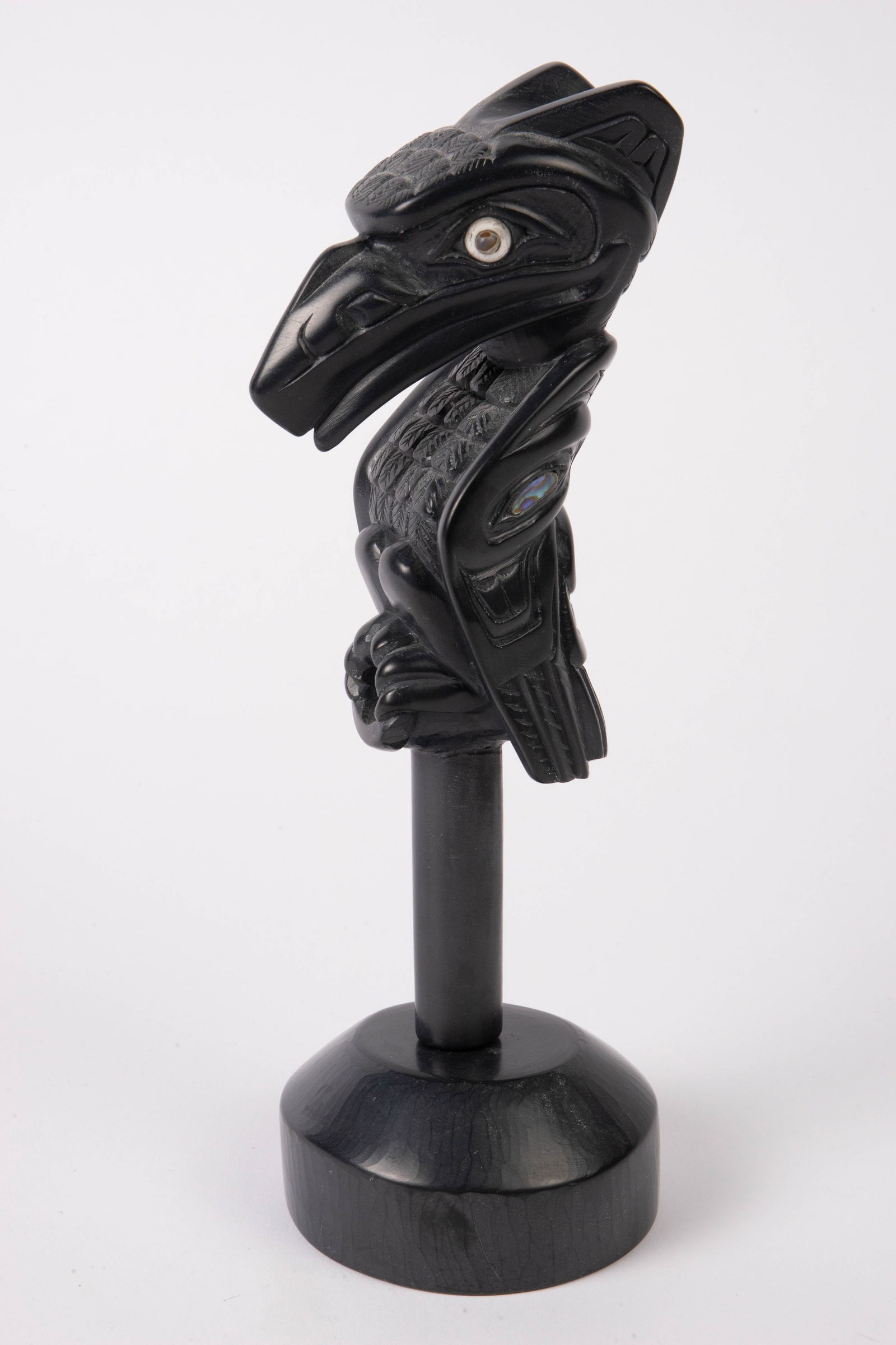 Lionel Samuels Haida Argillite Bird Pipe w/ Stand. (1 of 8)