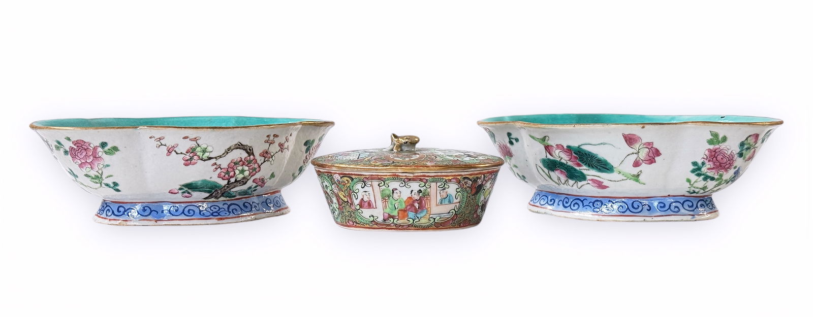 Lot of 3 Old Chinese Porcelain Articles. (1 of 4)