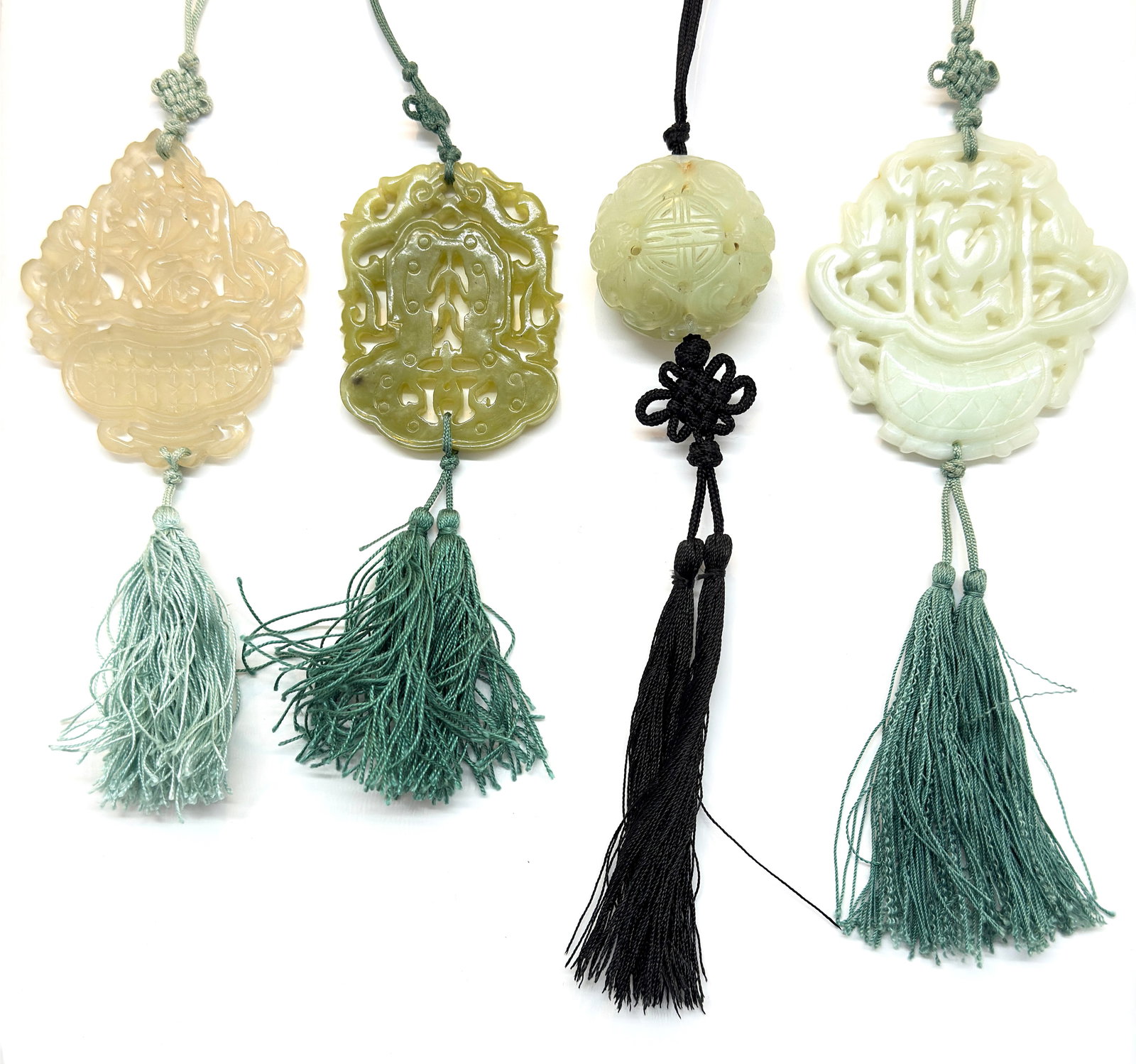 Lot of 4 Carved Chinese Jade Pendants. (1 of 5)