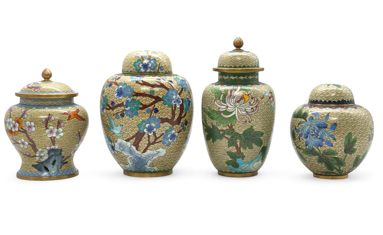 Lot of 4 Chinese Cloisonne Jars with Lids. (1 of 5)