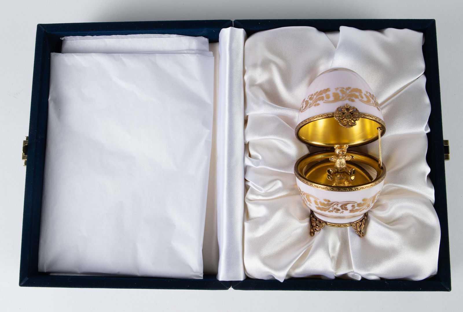 Fabrege Imperial Egg Teddy Bear Surprise #306. (1 of 9)