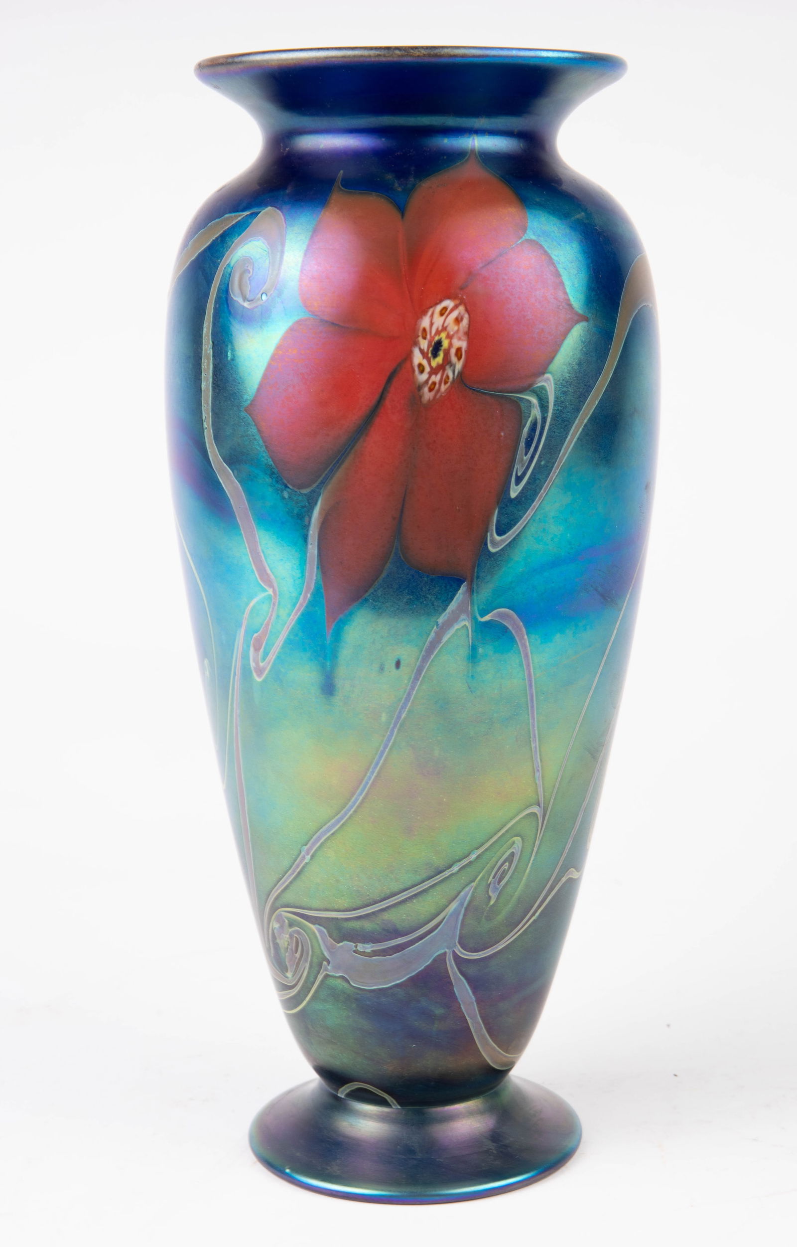 Style of Tiffany 12" Art Glass Vase w/ Flowers. (1 of 13)
