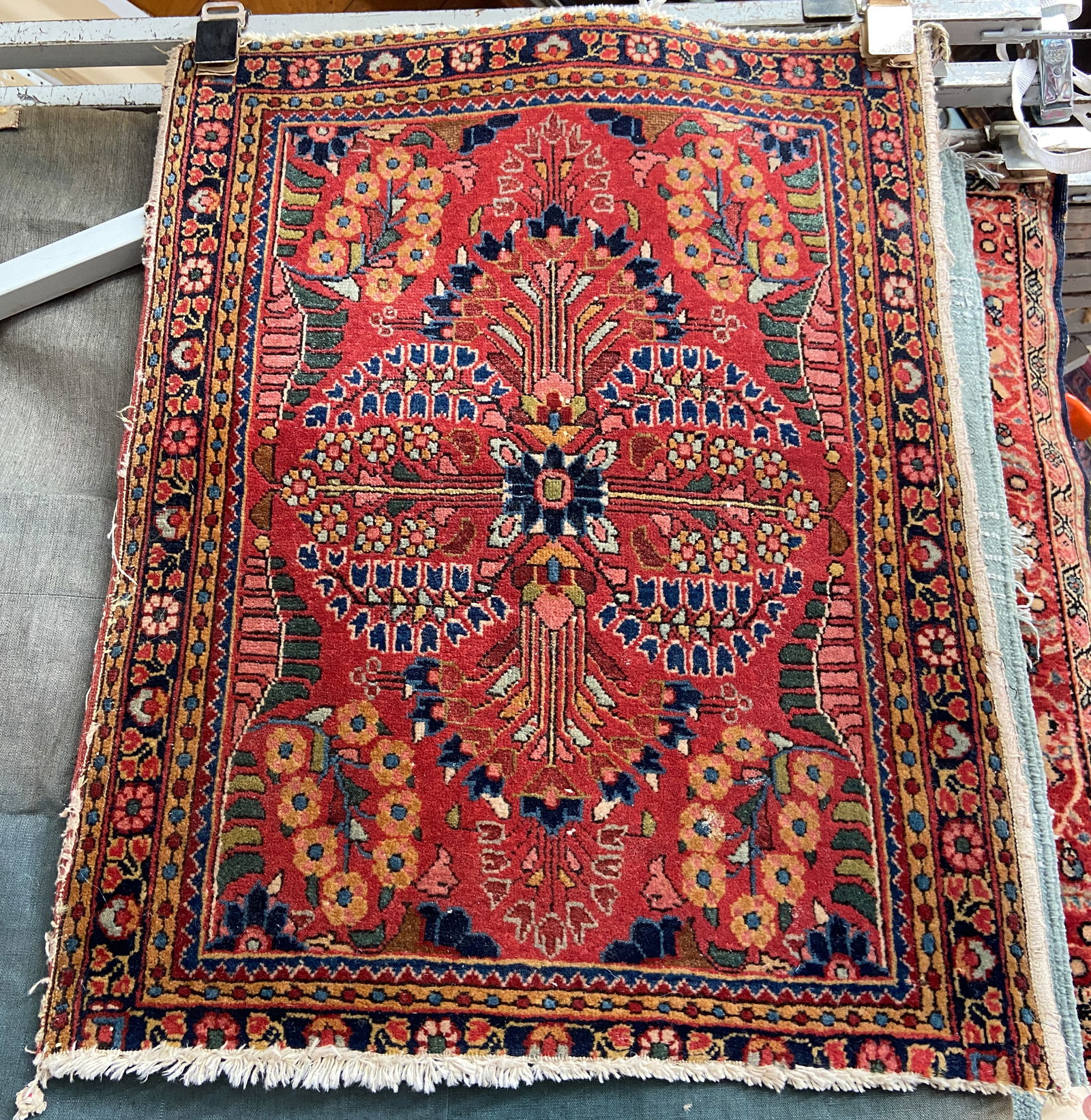 1' 11" x 2' 5" Small Persian Sarouk Rug. (1 of 2)