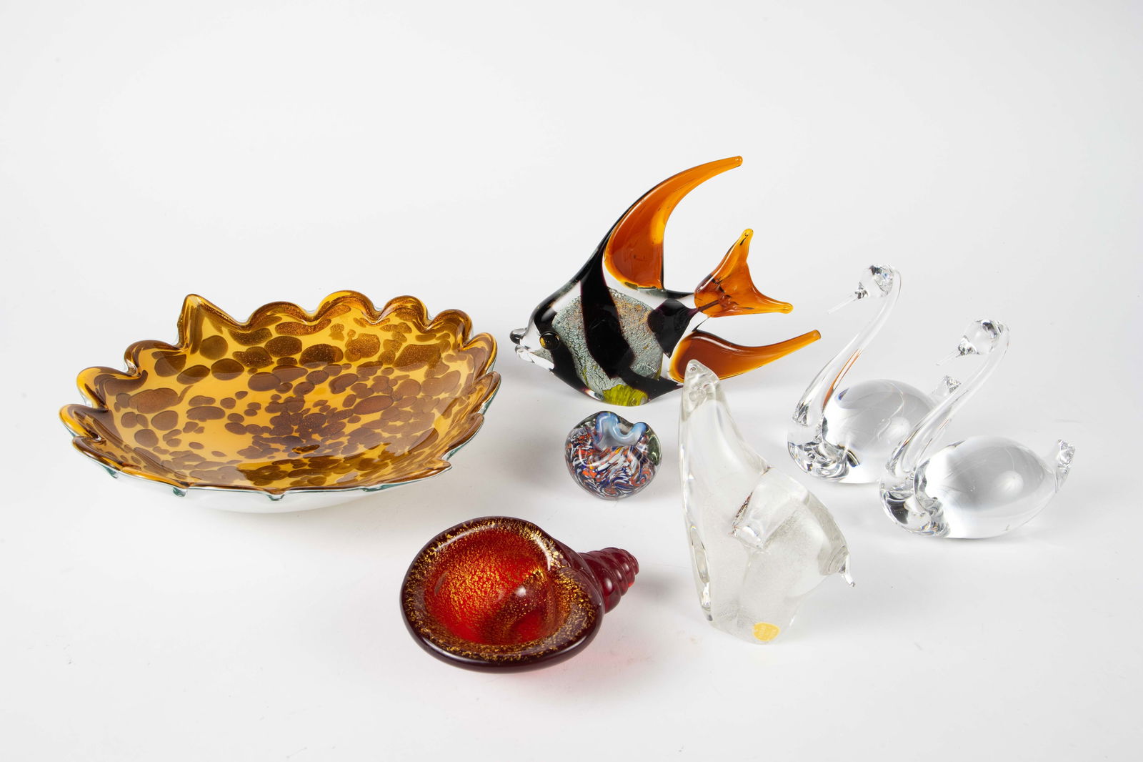 Lot of Assorted Art Glass Animals & Bowls. (1 of 8)