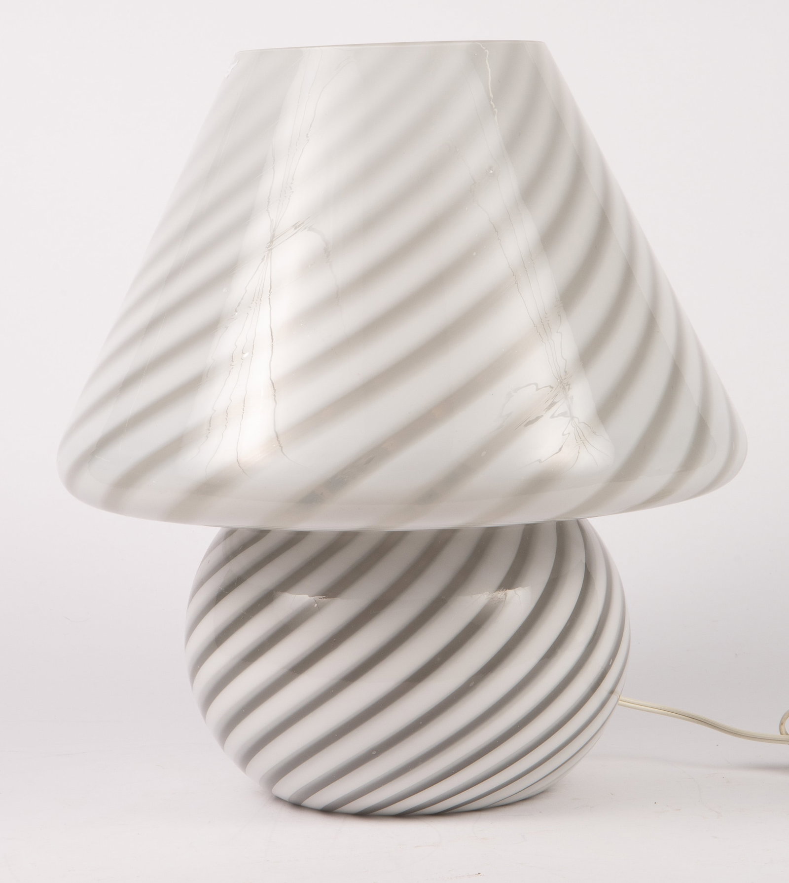 Murano ? Glass 16" Striped Mushroom Lamp.: This lamp does not appear to be marked. It looks to be in overall good condition. It could use a light cleaning. The dimensions are 16" tall, and 13 3/4" across the widest area. In-house shipping is a