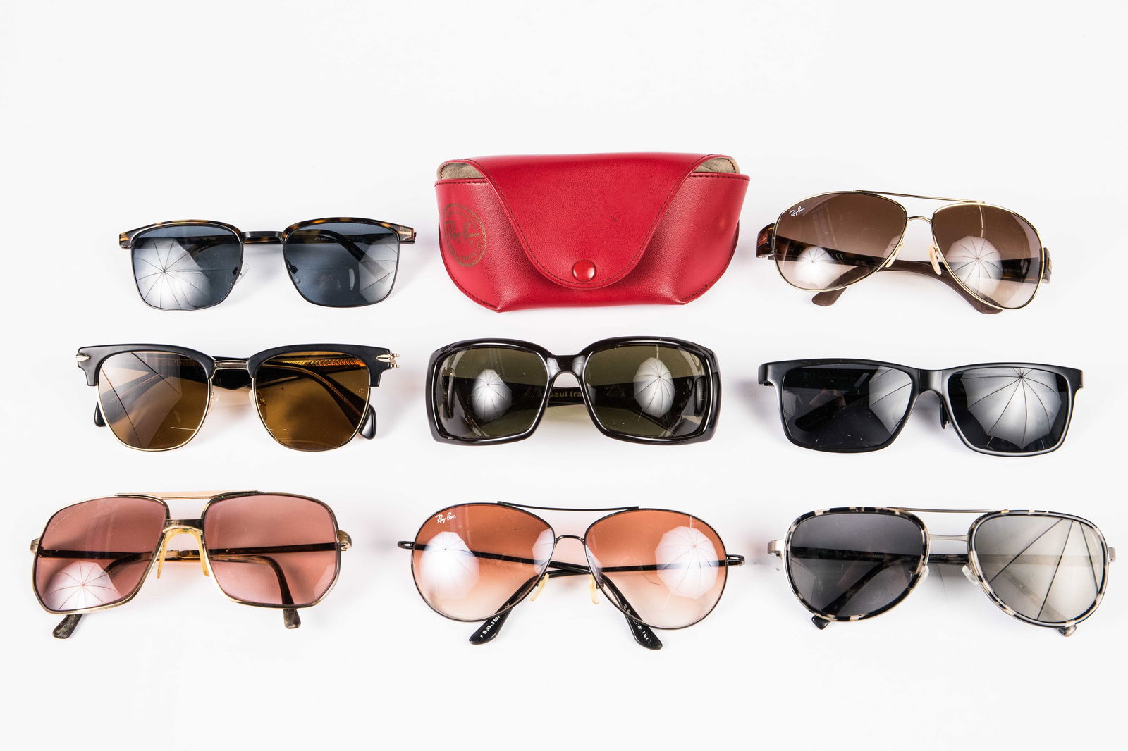 Lot of 8 Sunglasses - Ray Ban, Paul Frank, 14K RG.: The lot includes 8 vintage sunglasses. First, there are 4 pieces with the Aviator design: Cottet 14K rolled gold, See France, and 2 pair of Ray Ban (one with case and cloth). The next sunglasses have
