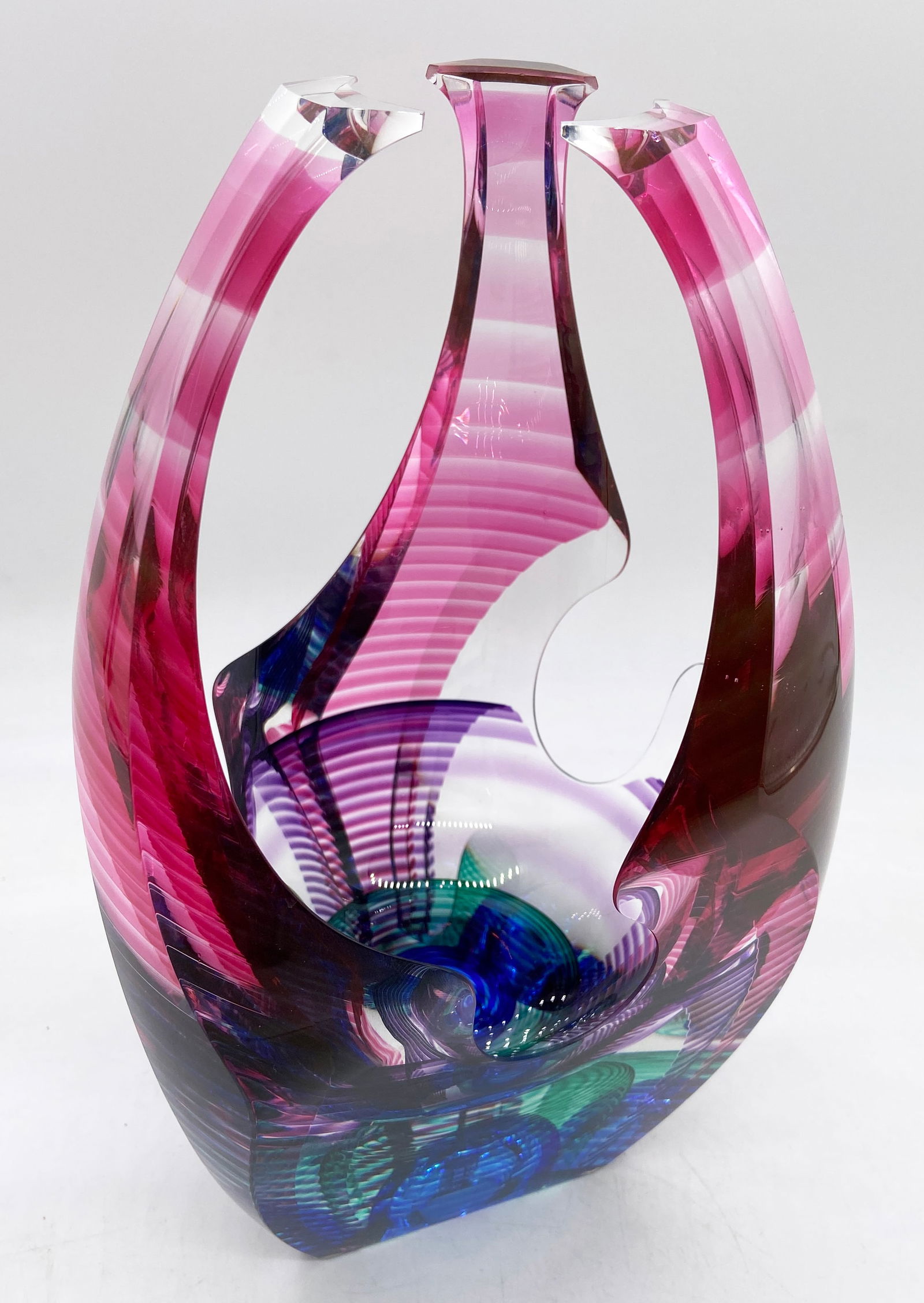 Michael David & Kit Karbler Modern Art Glass Vase. (1 of 5)