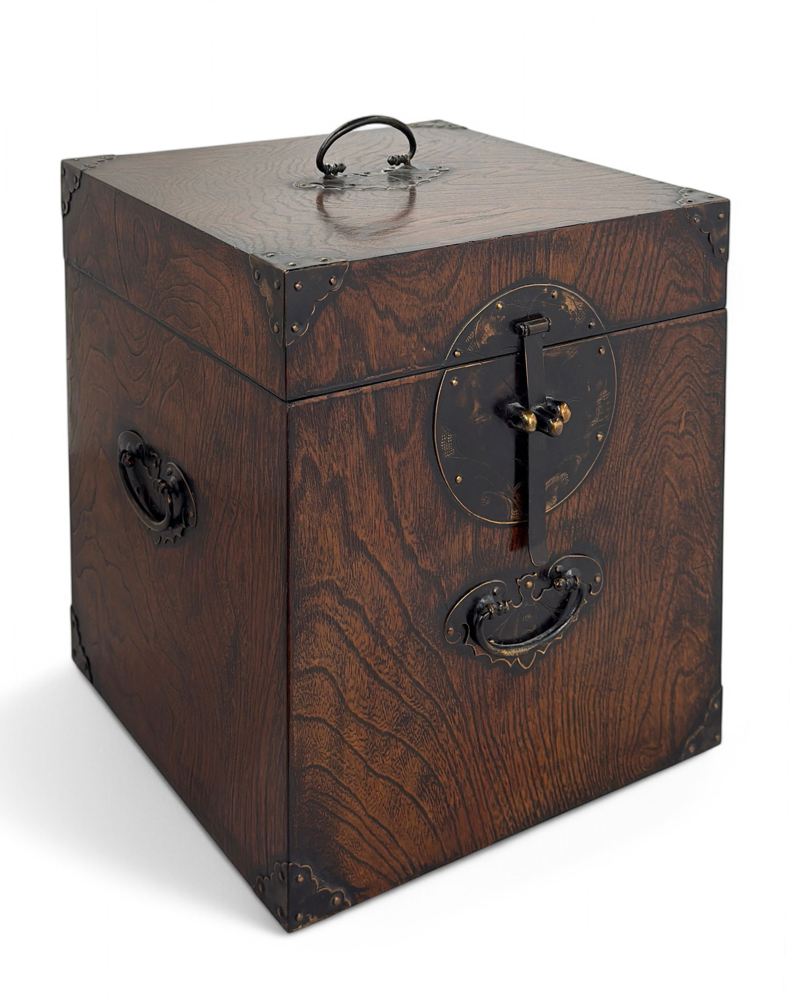 Korean Wood Box w/ Brass Fittings, w/ WWII Photos. (1 of 6)