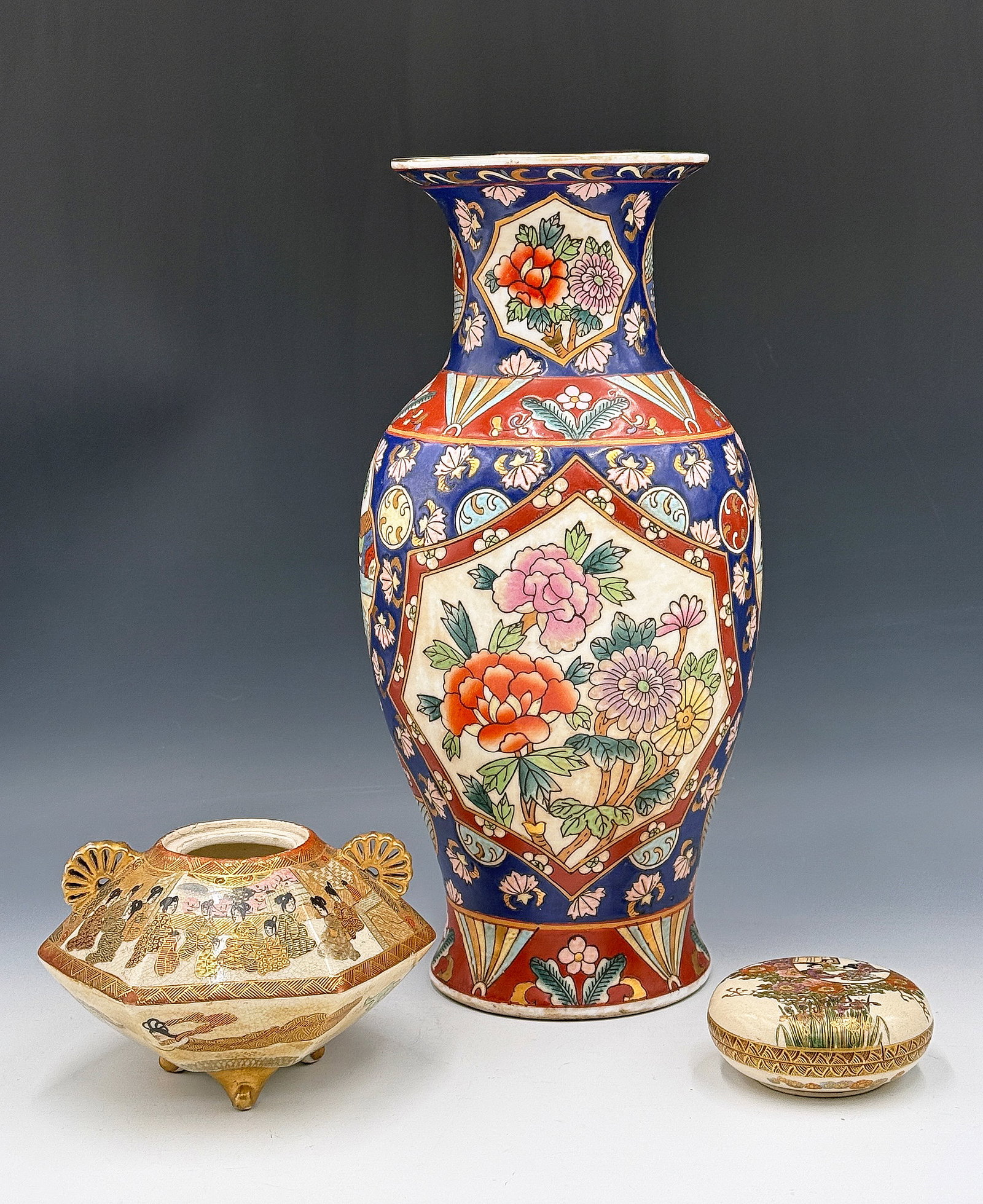 Lot: Meiji Period Satsuma Pcs. & Newer Vase. (1 of 9)