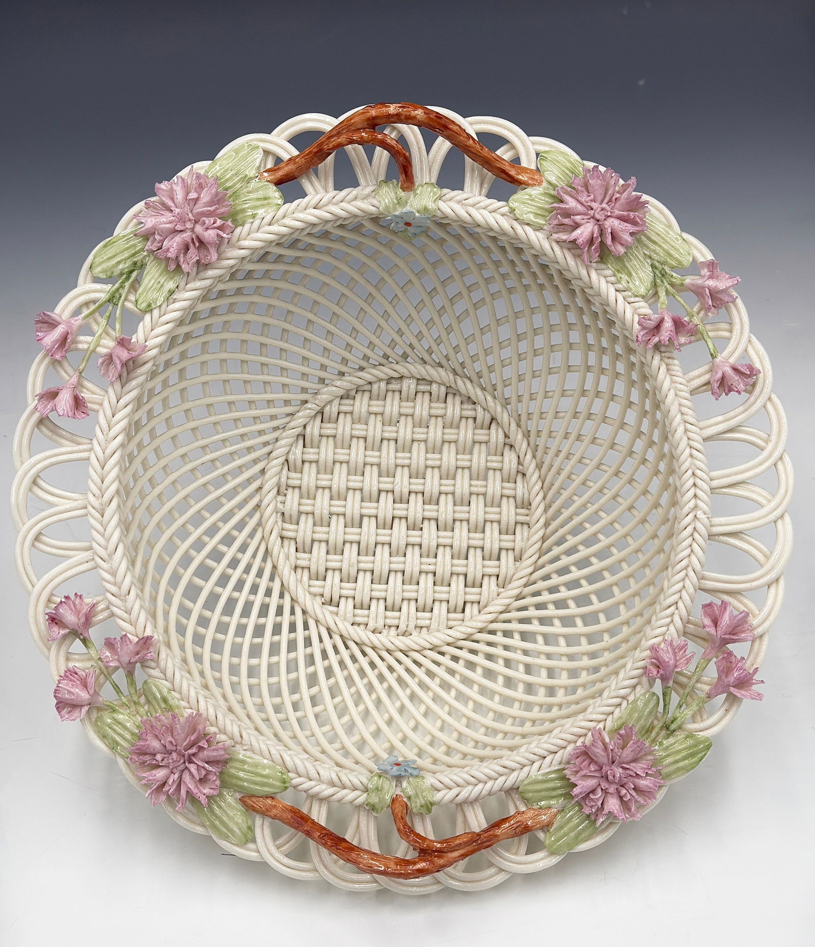 Belleek Ireland Porcelain Basket w/ Flowers. (1 of 3)