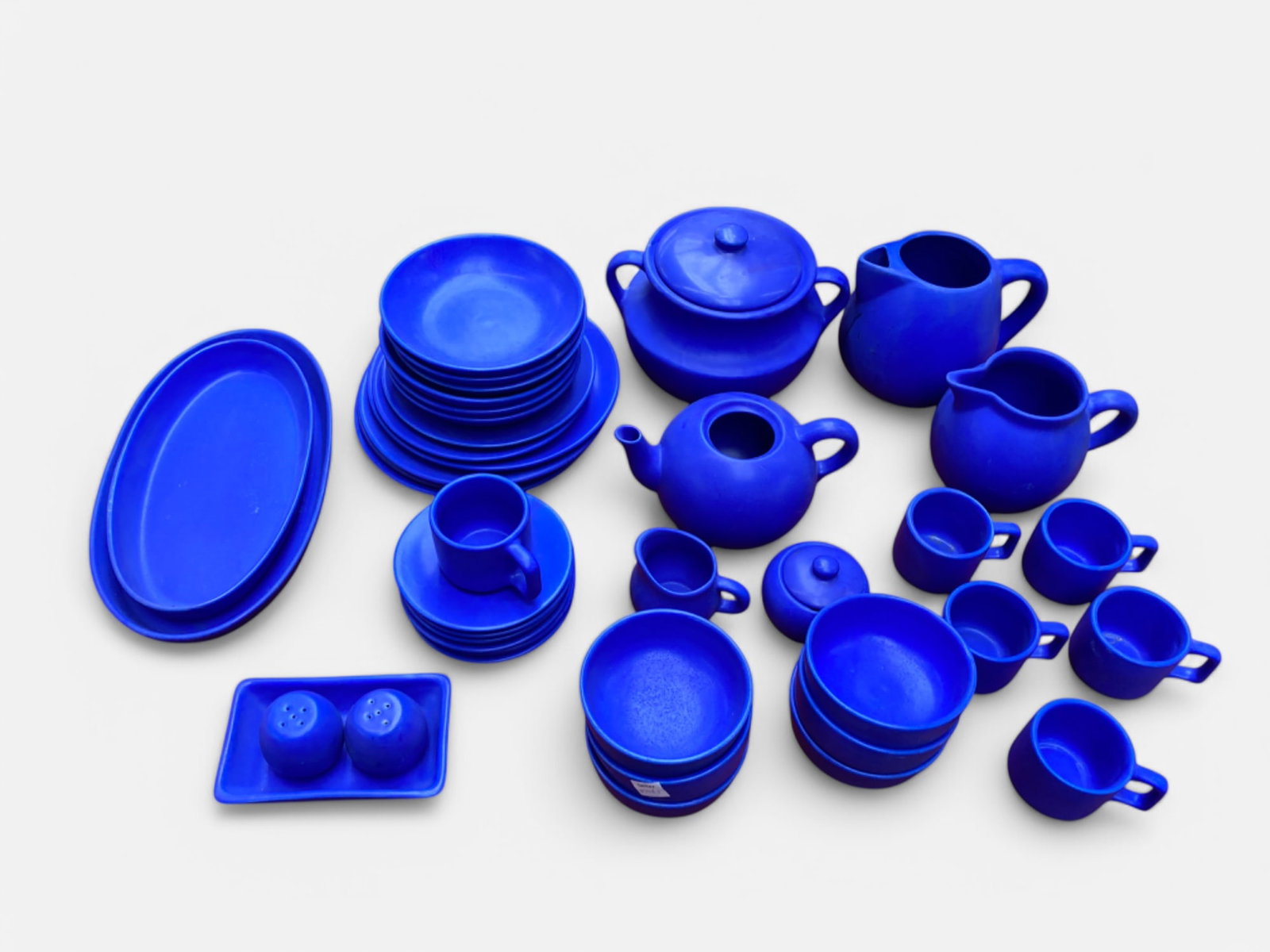 43 Pc. Serving Set of Royal Blue Mexican Pottery. (1 of 6)