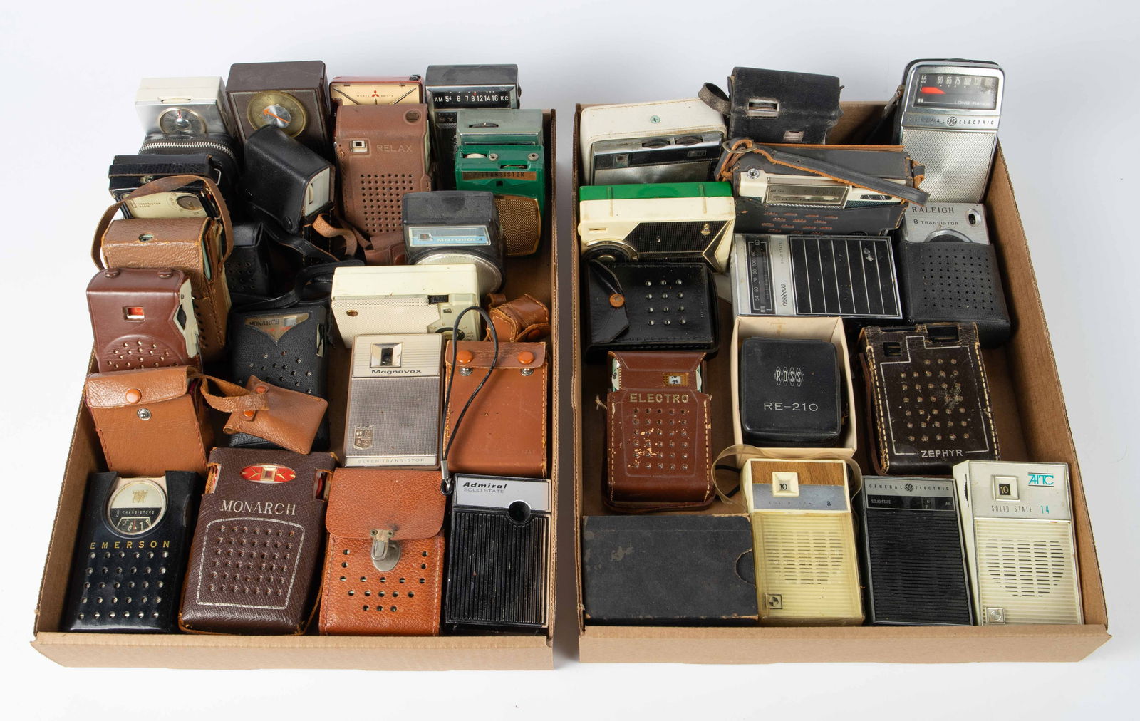 Lot of Transistor Radios - Zenith, Emerson, Etc, (1 of 3)