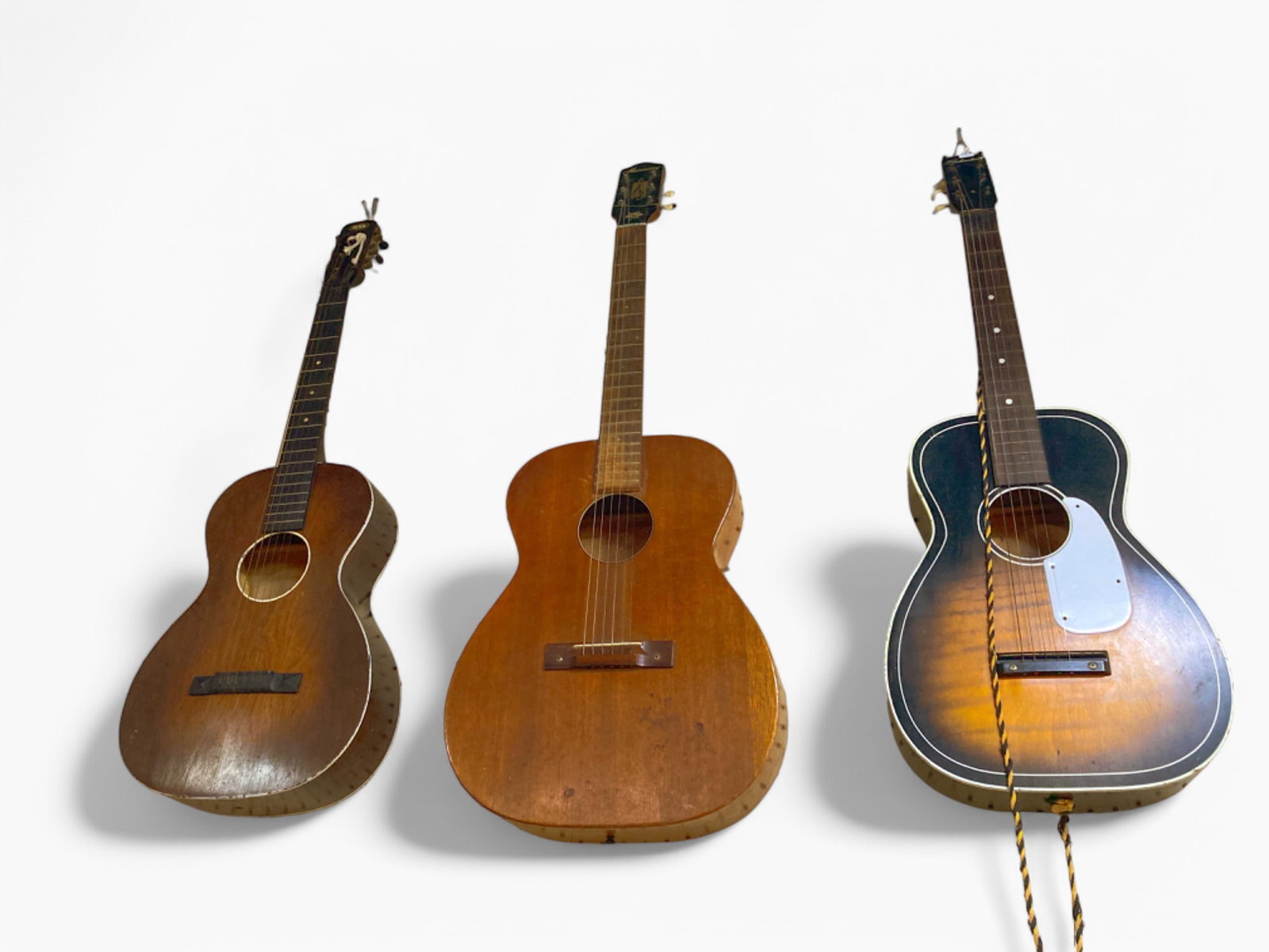 Lot of 3 Vintage Acoustic Guitars. (1 of 11)