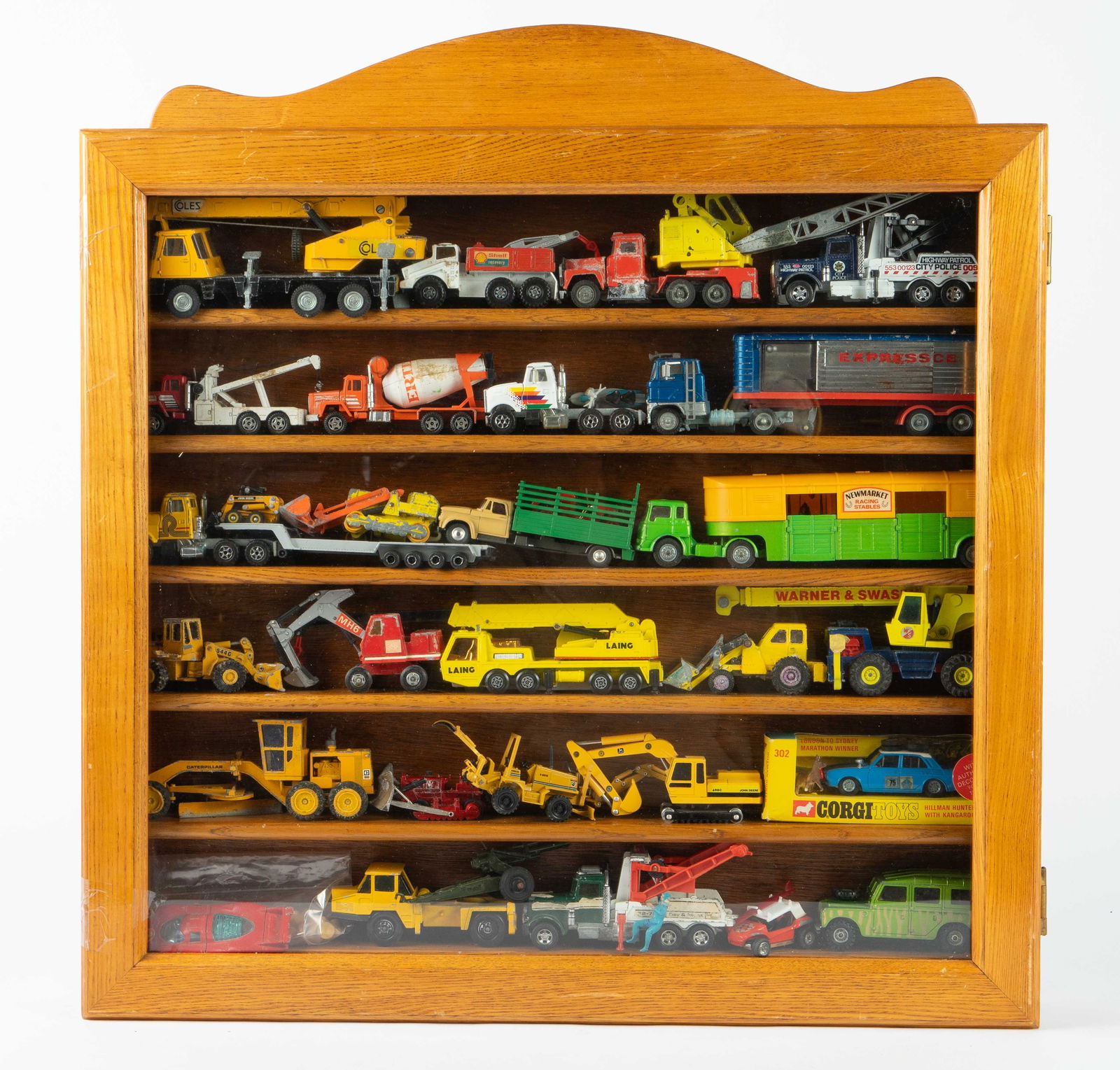 Lot of 27 Vintage Model Cars w/ Display Case. (1 of 1)