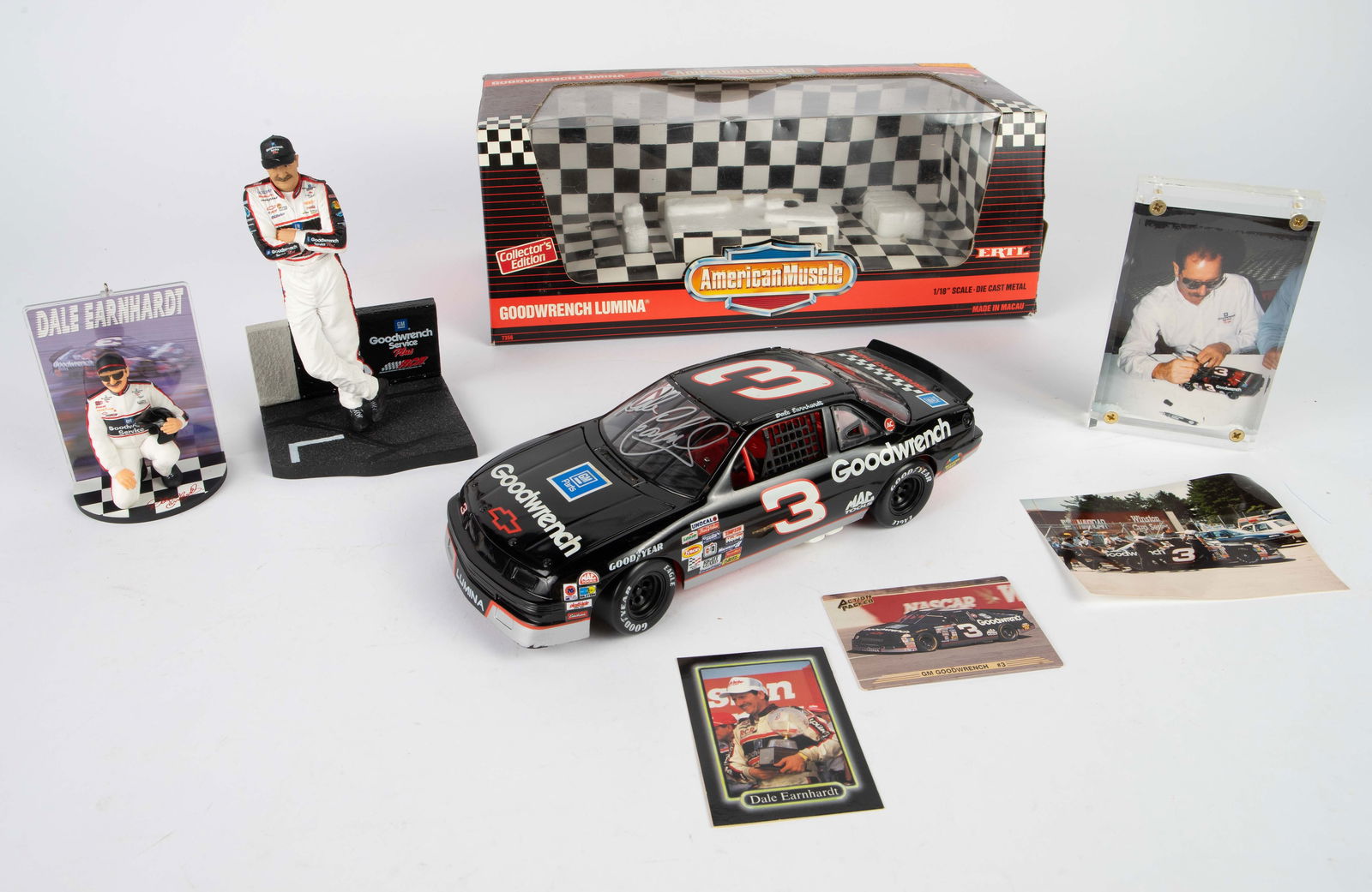 Gabriel Model Sj Duesenberg Town Car 1:18 Scale Classic Gabriel Model Sj Duesenberg Town Car 1:18 Scale Classic