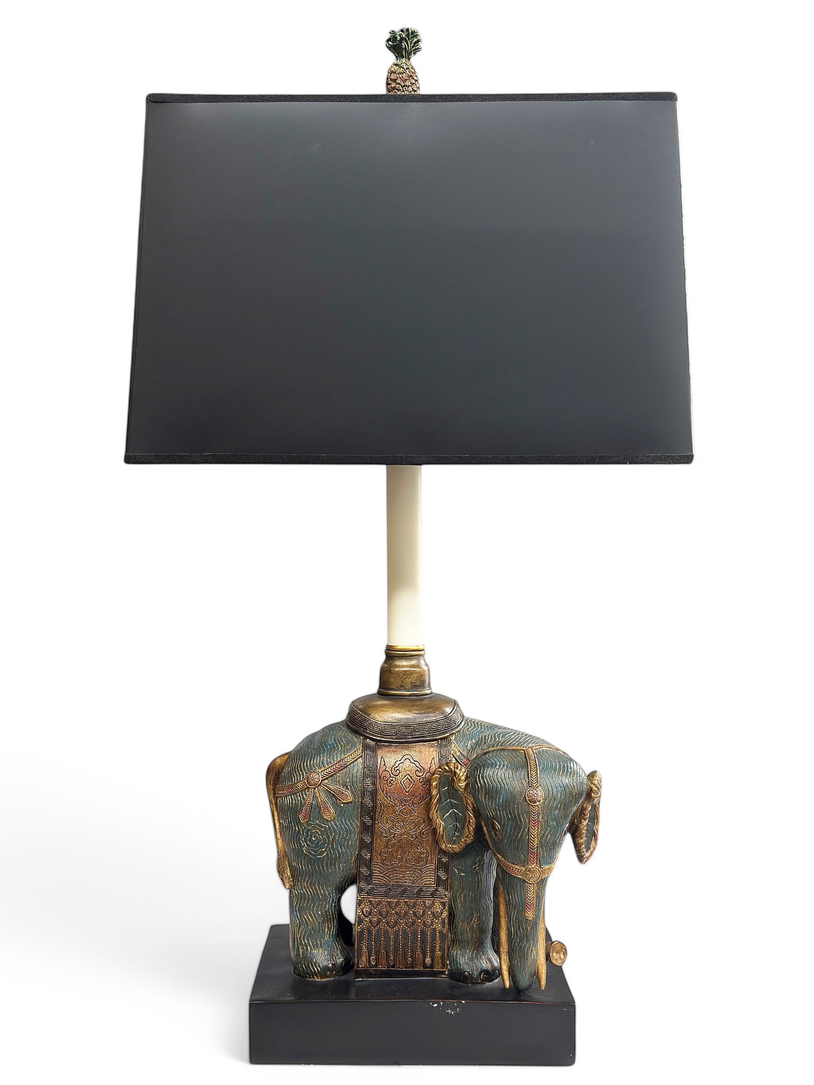 Composition Elephant Figure Lamp. (1 of 4)