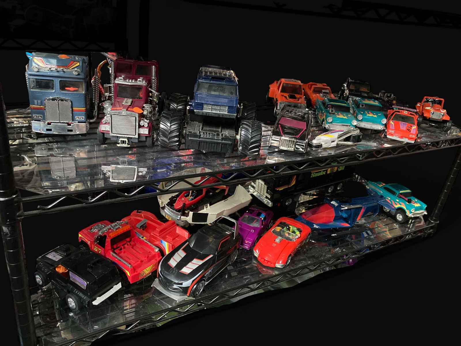 23 Vintage M.A.S.K. Toy Vehicles. (1 of 18)