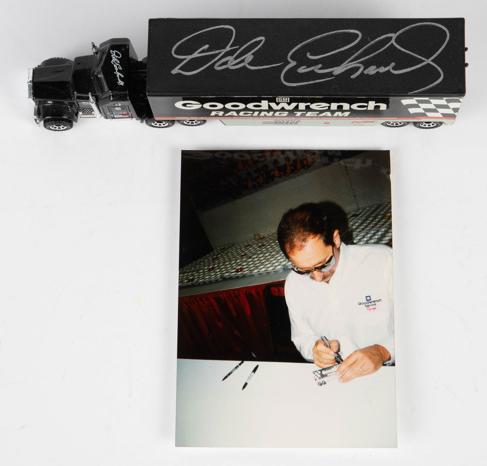 1st Ed. Matchbox Goodwrench Hauler, Earnhardt Sr. (1 of 4)