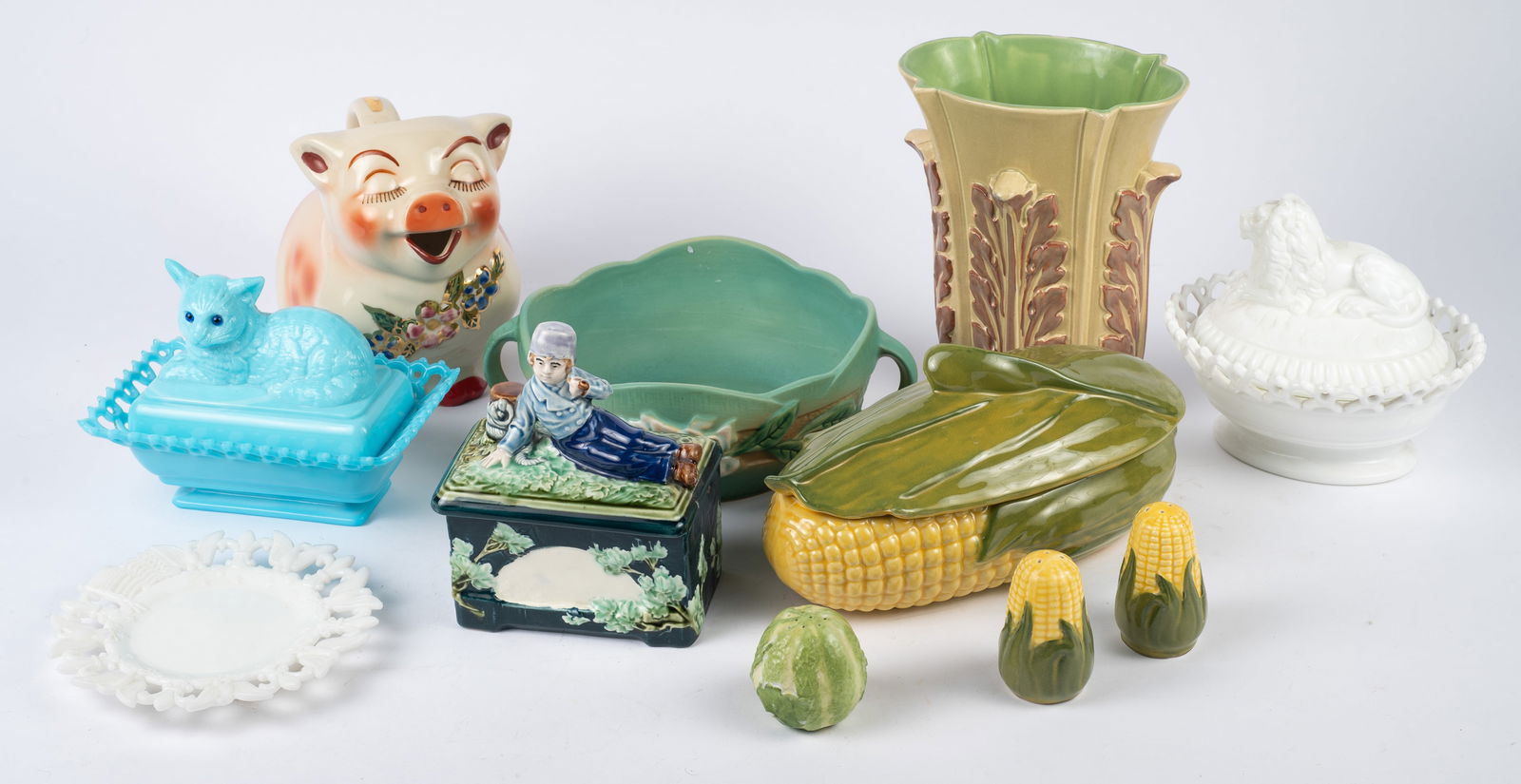 Lot: Roseville, Red Wing, & Shawnee Pottery, etc. (1 of 6)