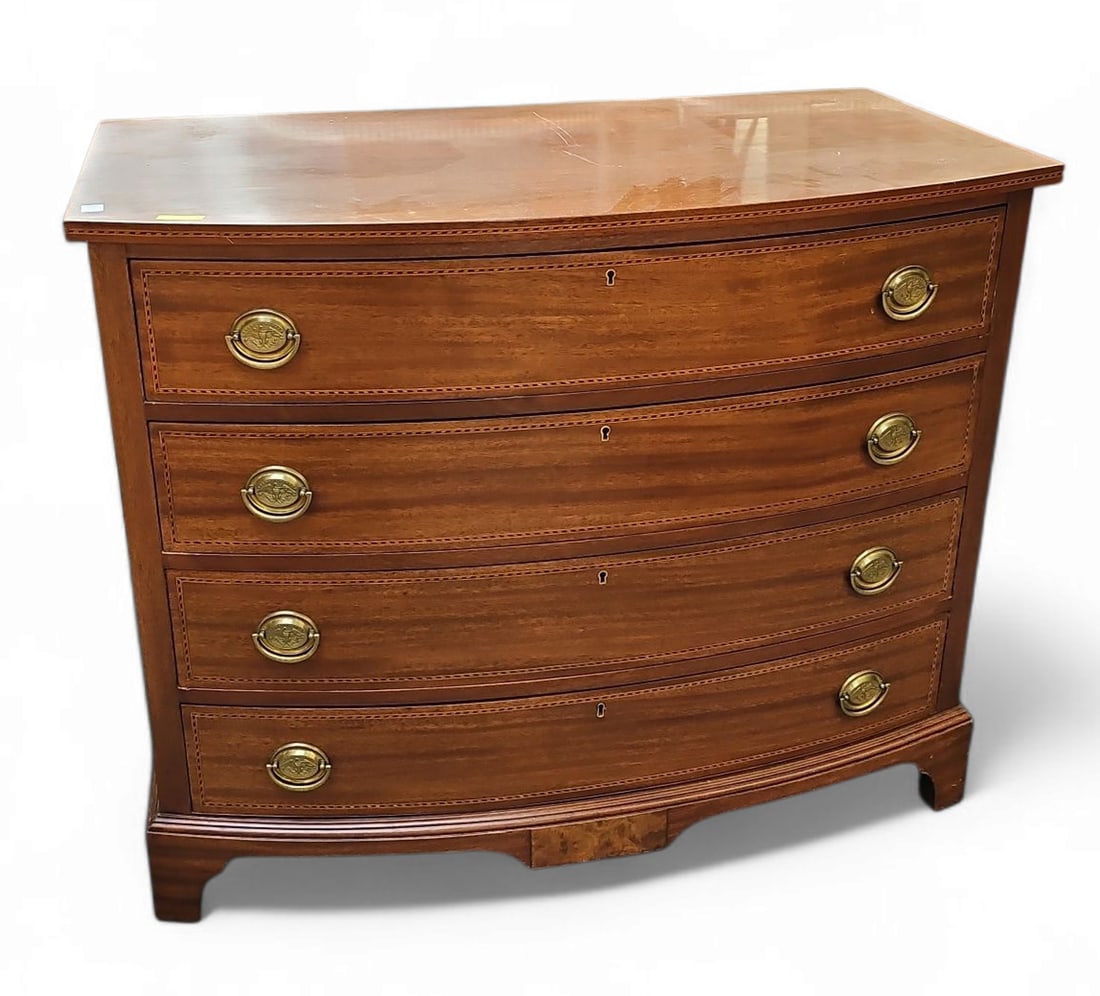 Bowfront Mahogany Bachelor's Chest. (1 of 2)
