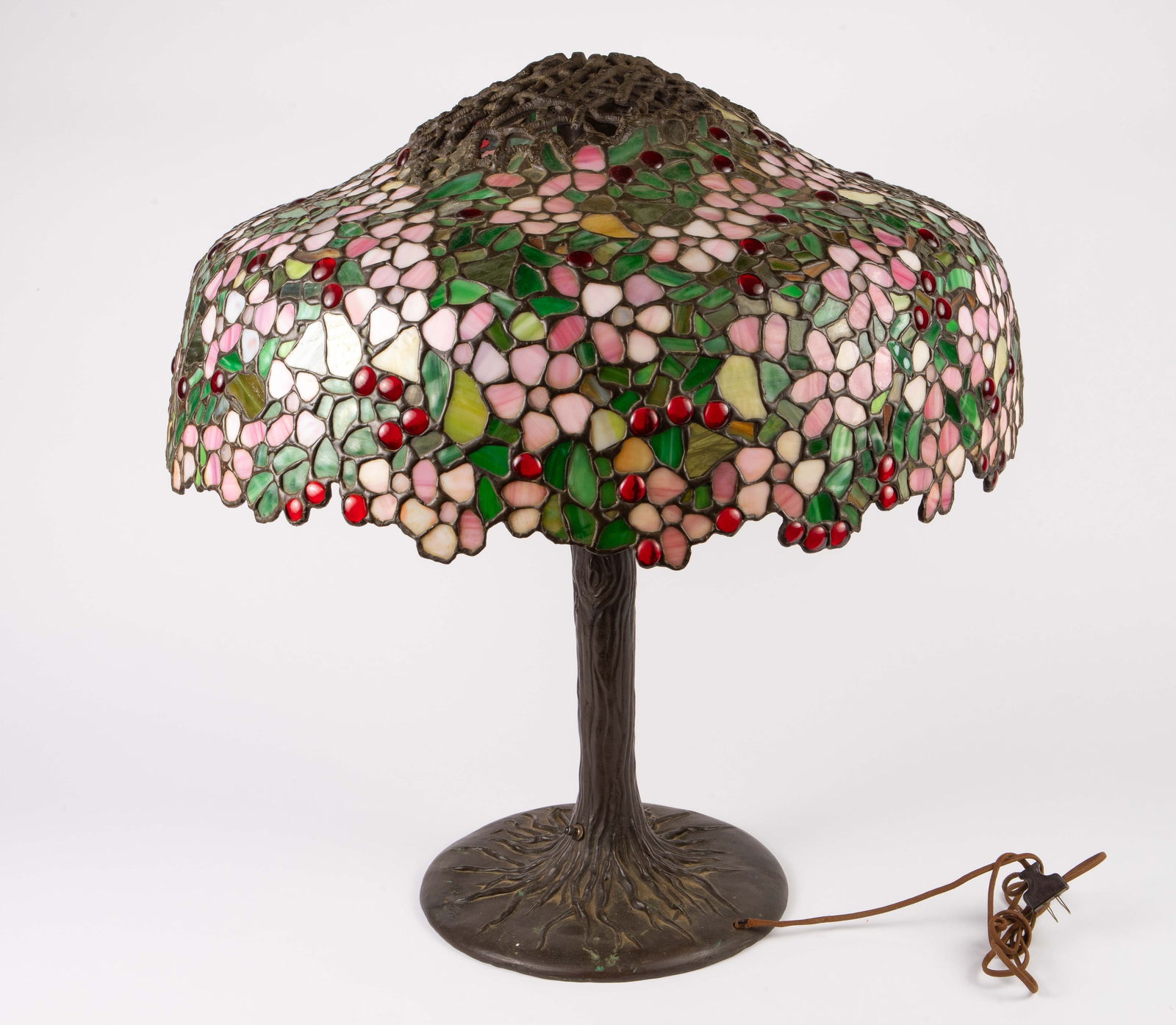 Large Apple Blossom Lamp w/ Tree Trunk Base.