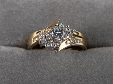 14K Yellow Gold & Diamond Wedding Set.