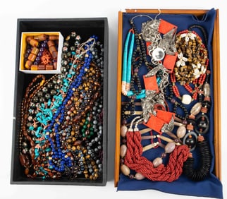 Lot: Vintage Necklaces & Beads - Amber, Turquoise.