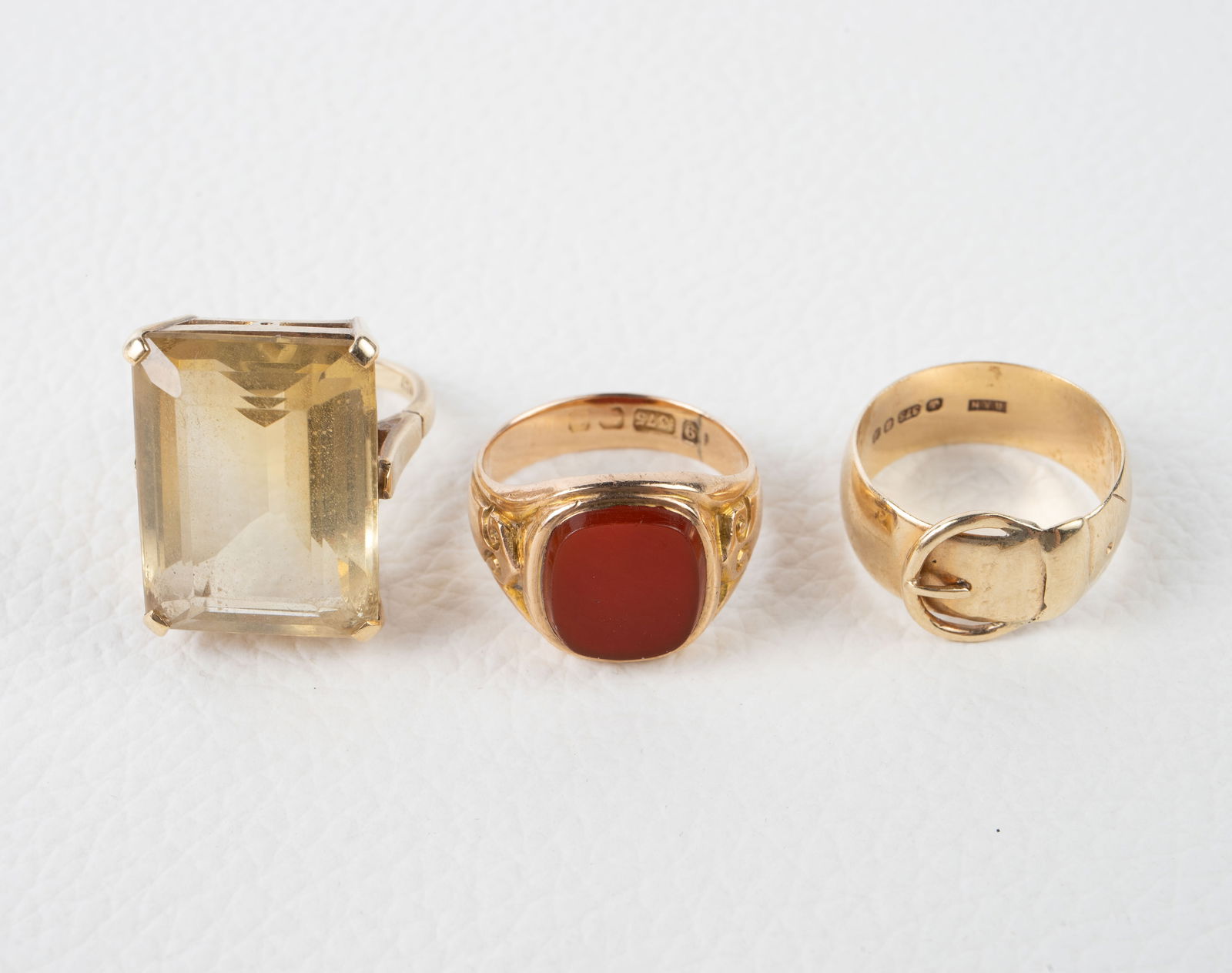 Three 9K Gold Rings Inc. Citrine & Carnelian. (1 of 11)