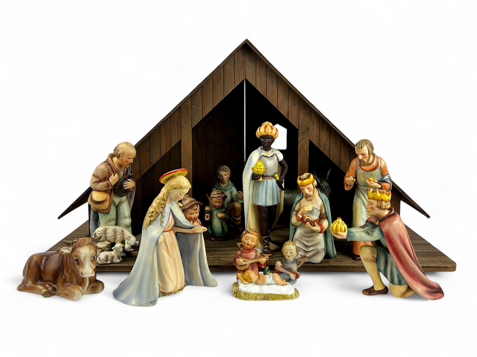 Goebel Hummel Nativity Creche Set w/ 15 Figurines. (1 of 5)