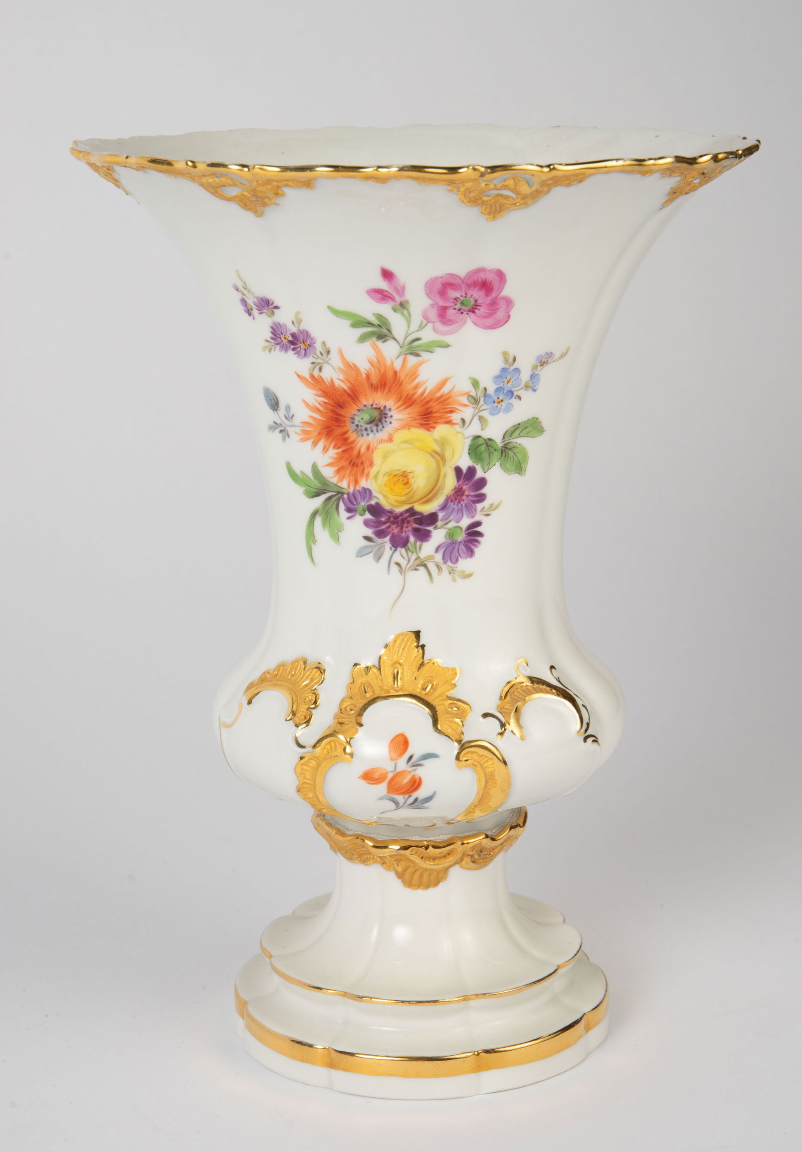 Meissen Multicolored Flower Bouquet Fluted Vase. (1 of 5)
