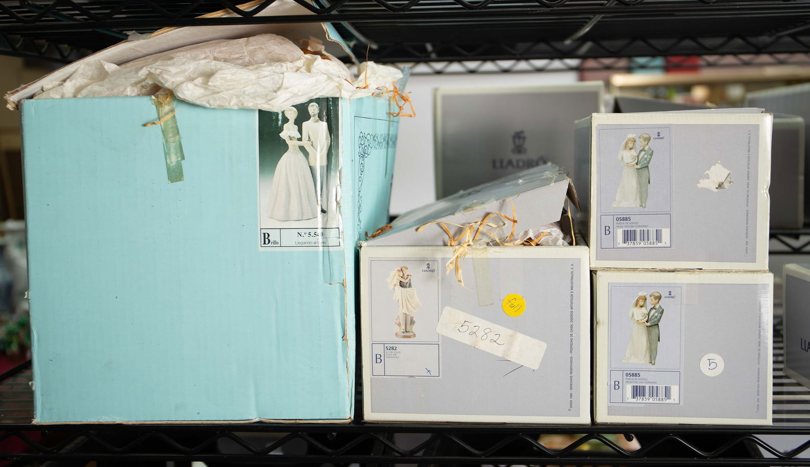 Lot of 4 Lladro Couples Figurines w/ Boxes. (1 of 3)