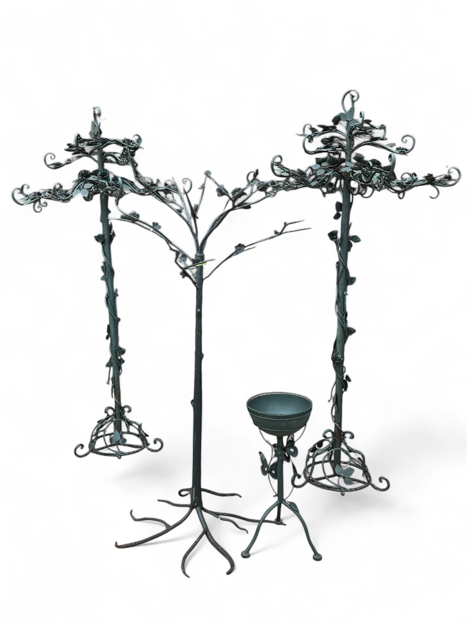 Lot of Wrought Iron Garden Decorations. (1 of 9)