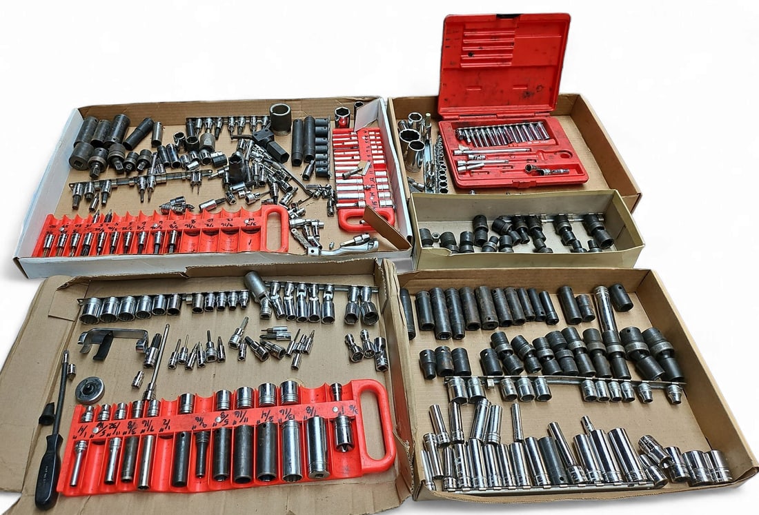 Lot of Snap-on Tools, inc. Sockets. (1 of 3)