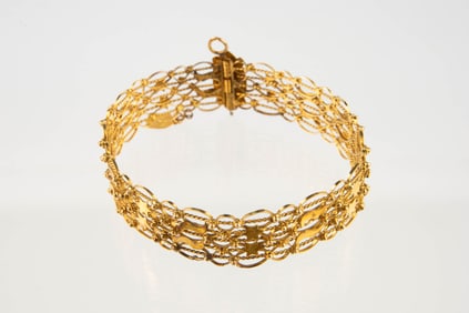 18K Gold Victorian Cuff Bracelet.