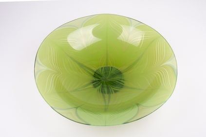 Green Flower Art Glass Centerpiece Bowl.