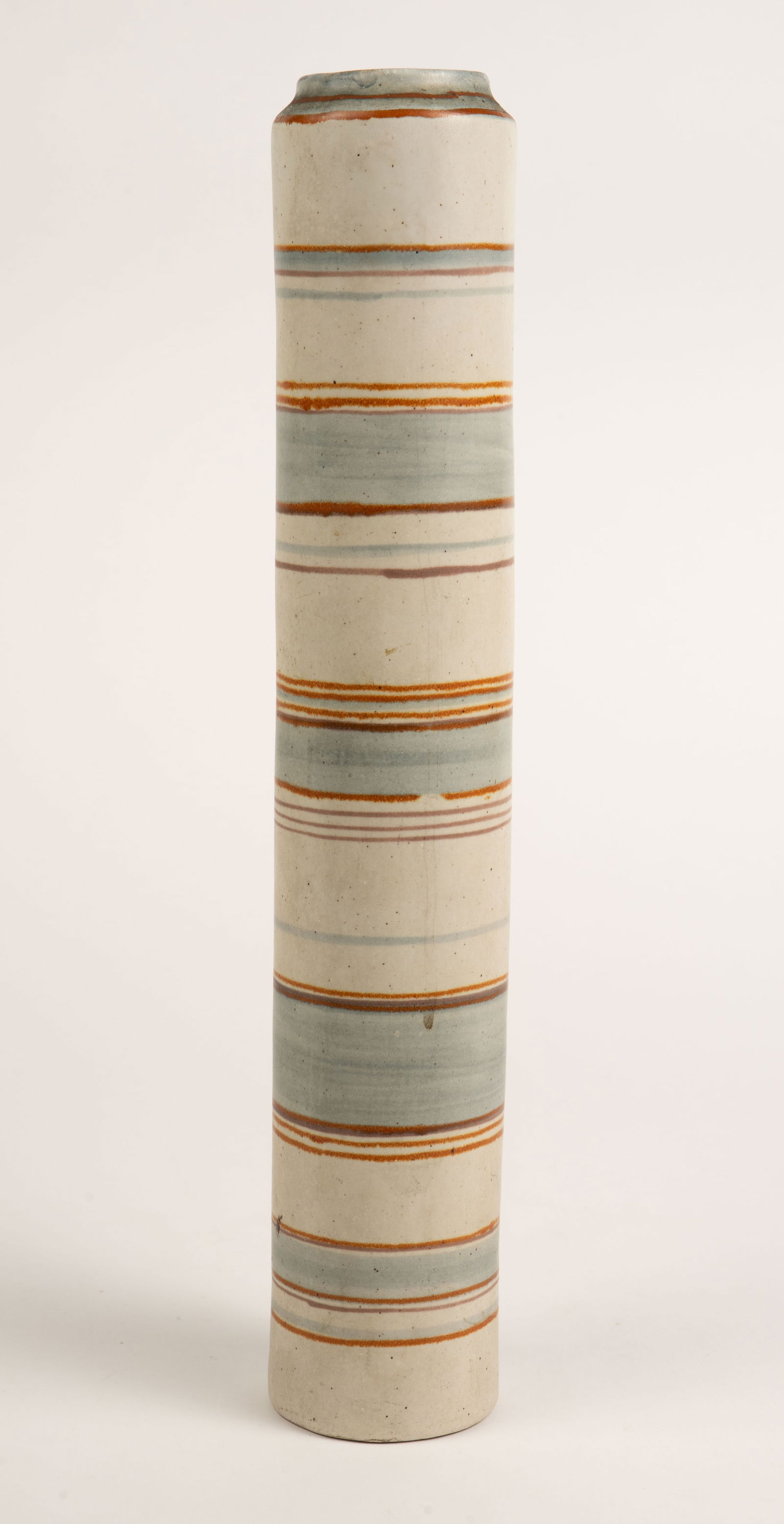 Glidden Pottery Mid Century Fong Chow Vase.: The vase is signed on the bottom. It has a fairly long hairline crack that runs down its side (see photos). It measures 17" tall and 3" in diameter. In-house shipping is available. Please see our webs