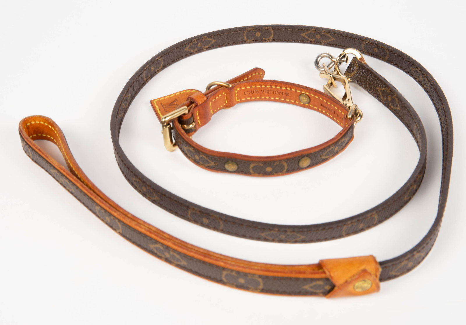 Louis Vuitton Monogram Baxter Dog Collar & Leash. (1 of 7)
