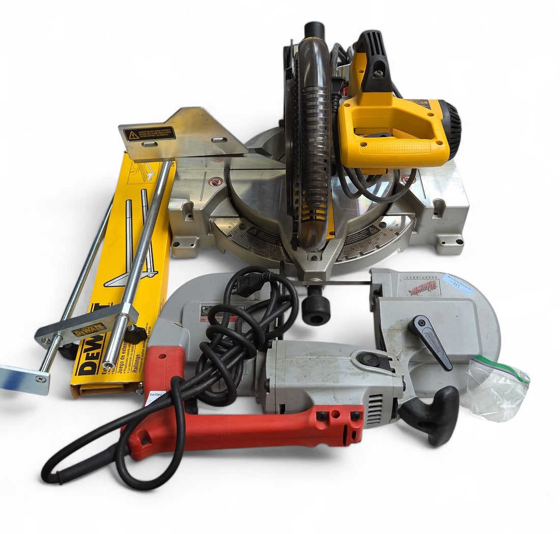 Lot of 2 Saws - Milwaukee and DeWalt. (1 of 2)