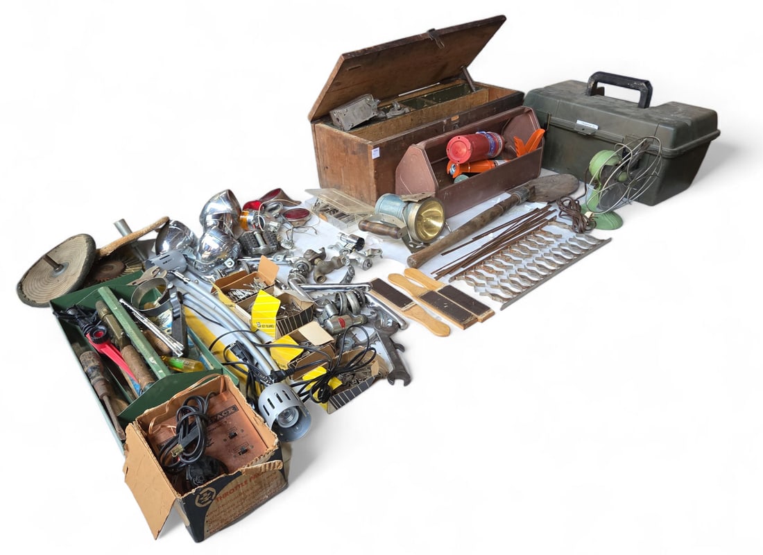 Lot of Assorted Tools & Toolboxes. (1 of 3)