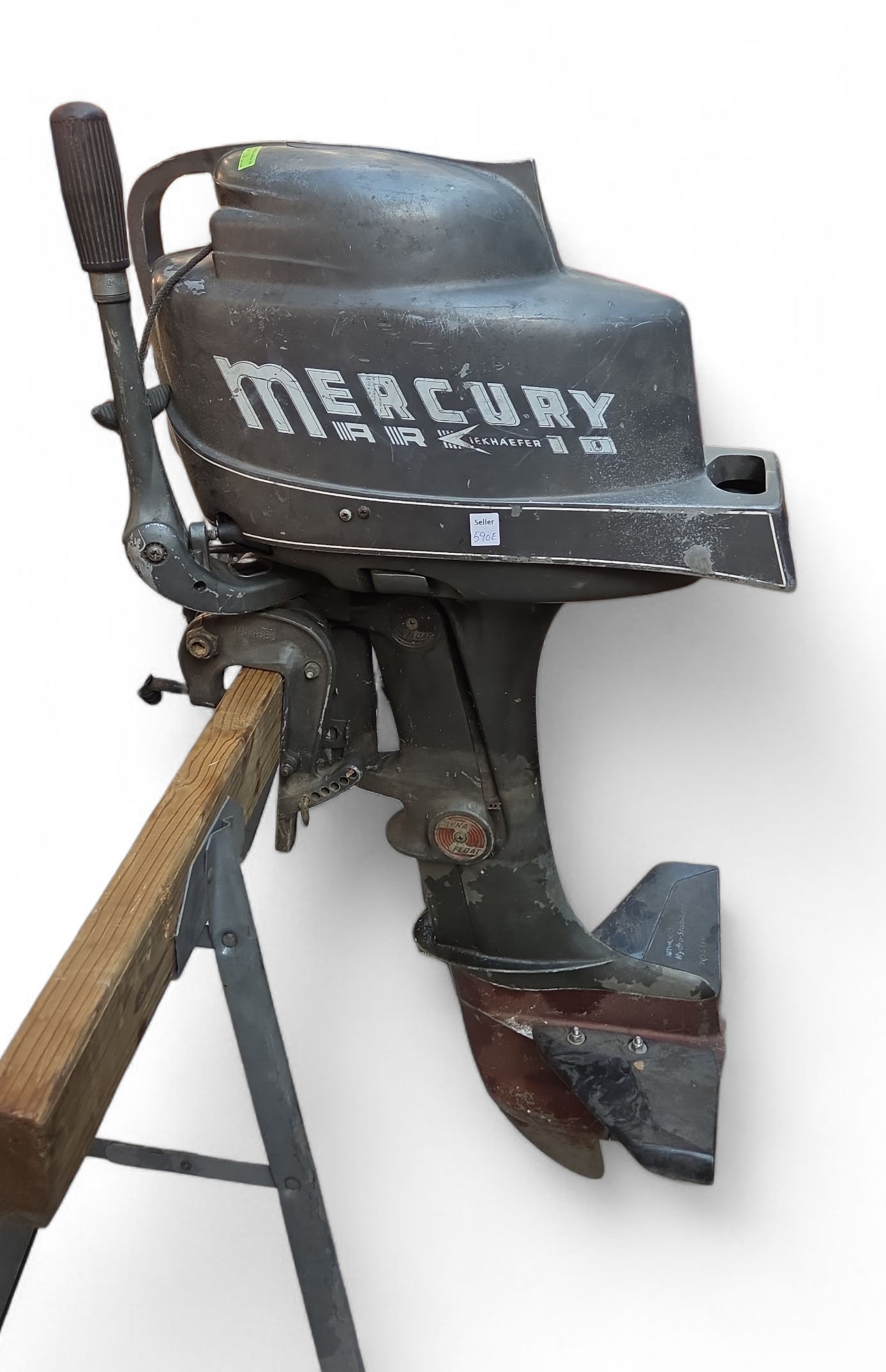 Kiekhaefer Mark 10 Mercury Vintage Boat Motor. (1 of 3)