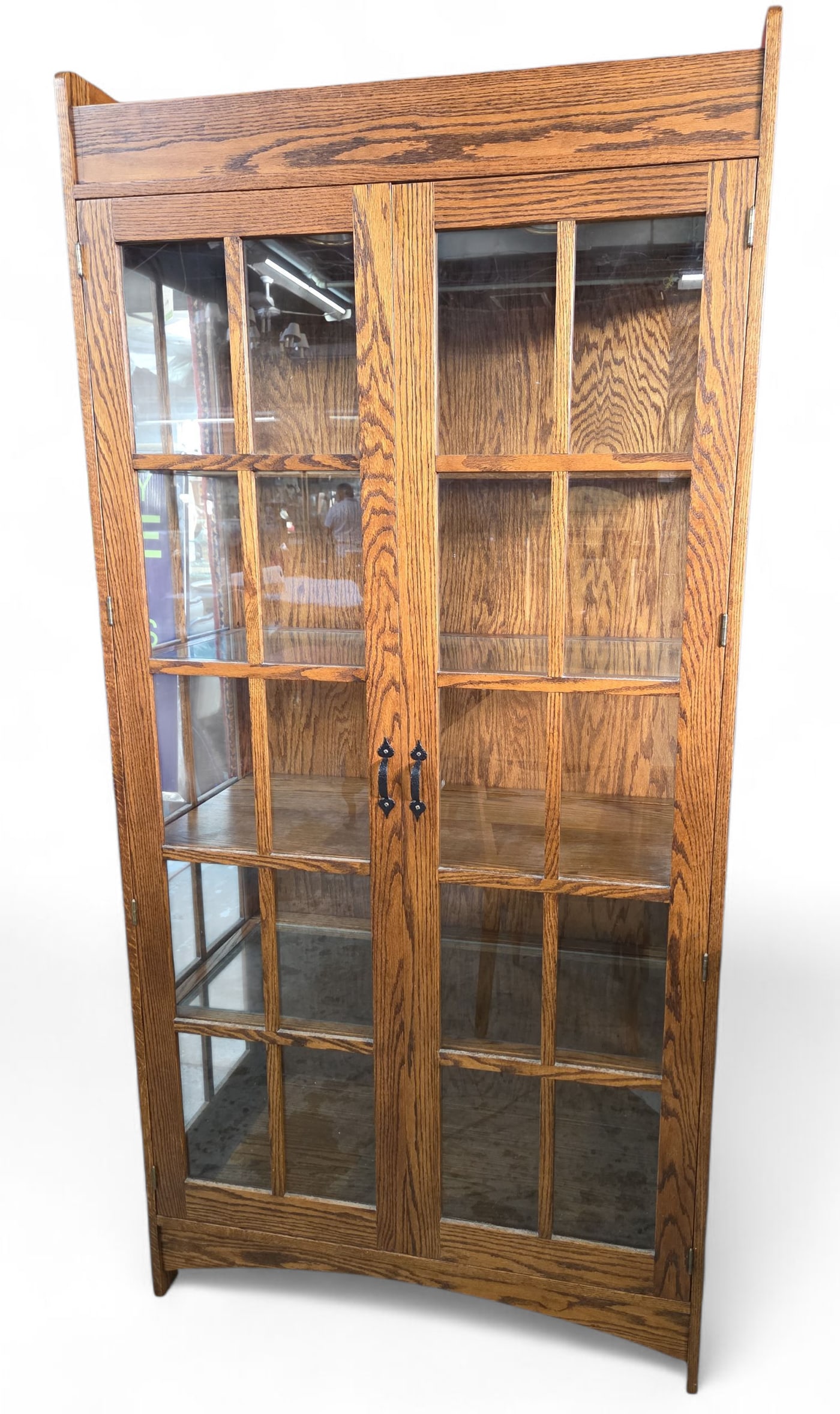 Mission Style Oak Display Cabinet or Bookcase. (1 of 4)